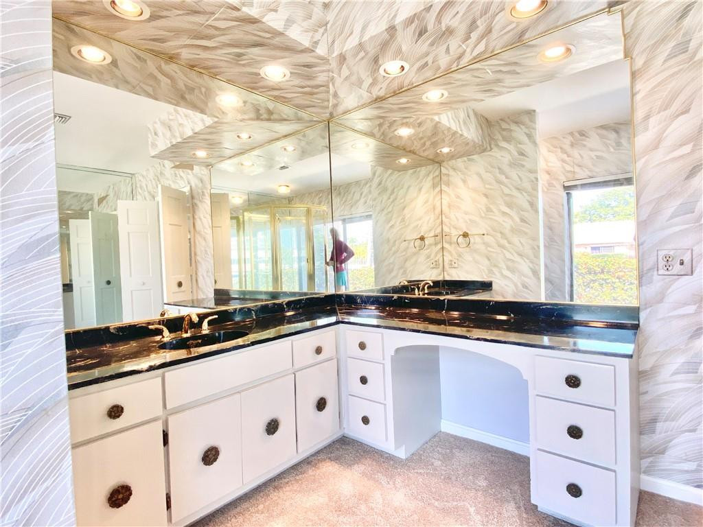 71 Bay Colony Drive