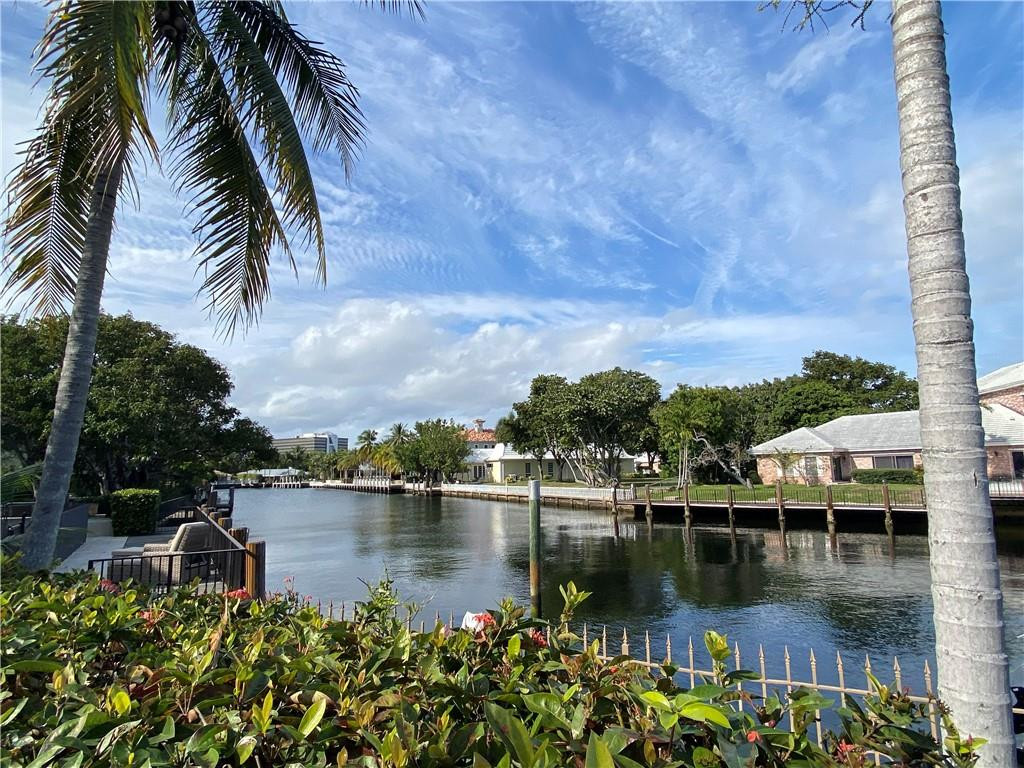 71 Bay Colony Drive