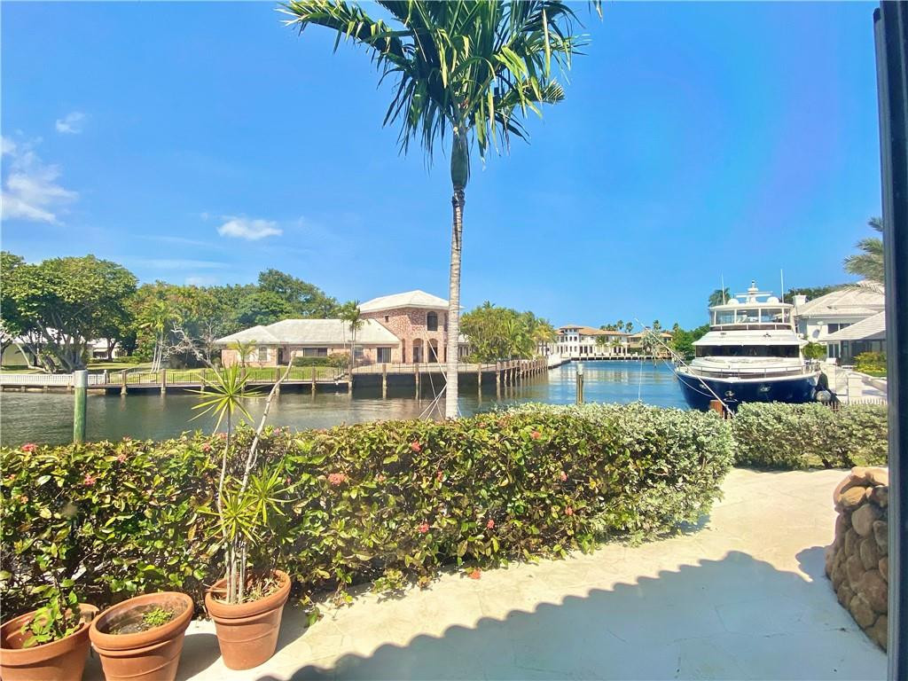 71 Bay Colony Drive