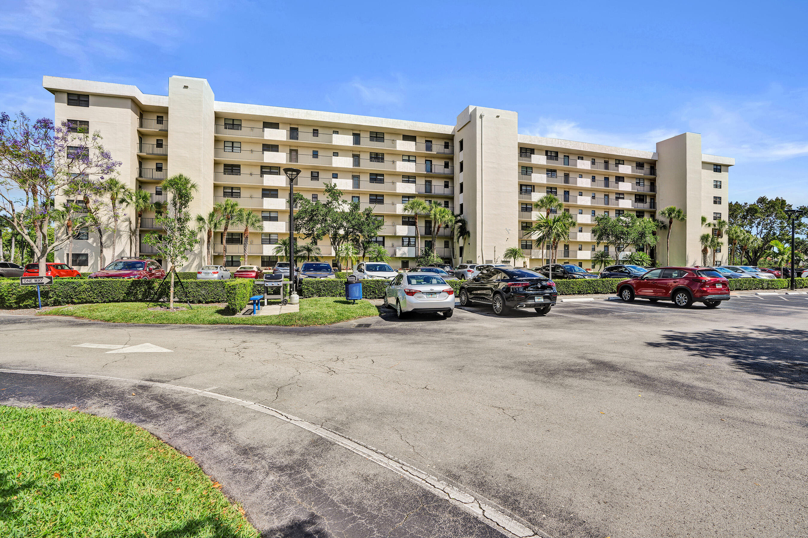2400 Deer Creek Country Club Boulevard
