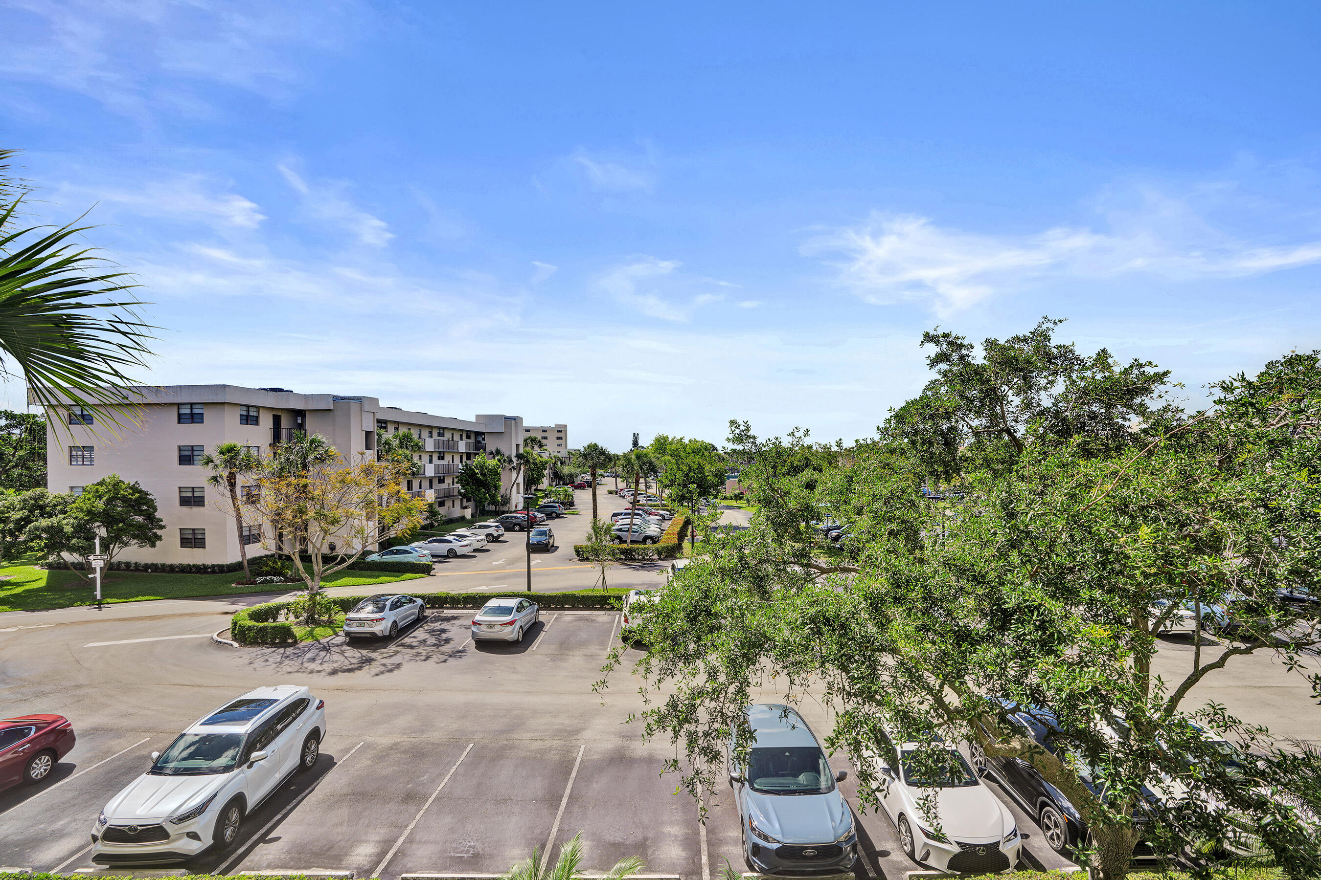 2400 Deer Creek Country Club Boulevard