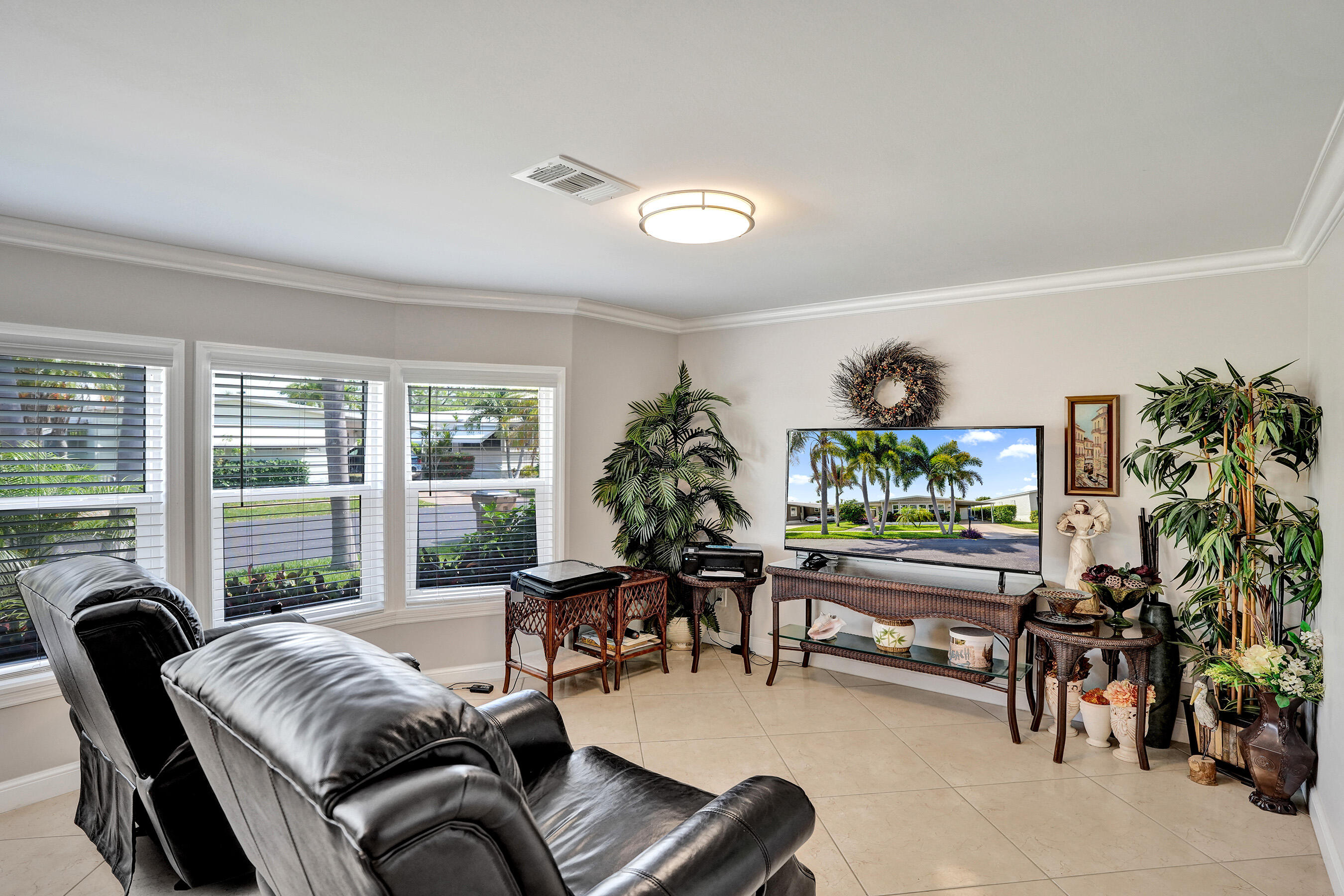 120 NW 53rd Place
