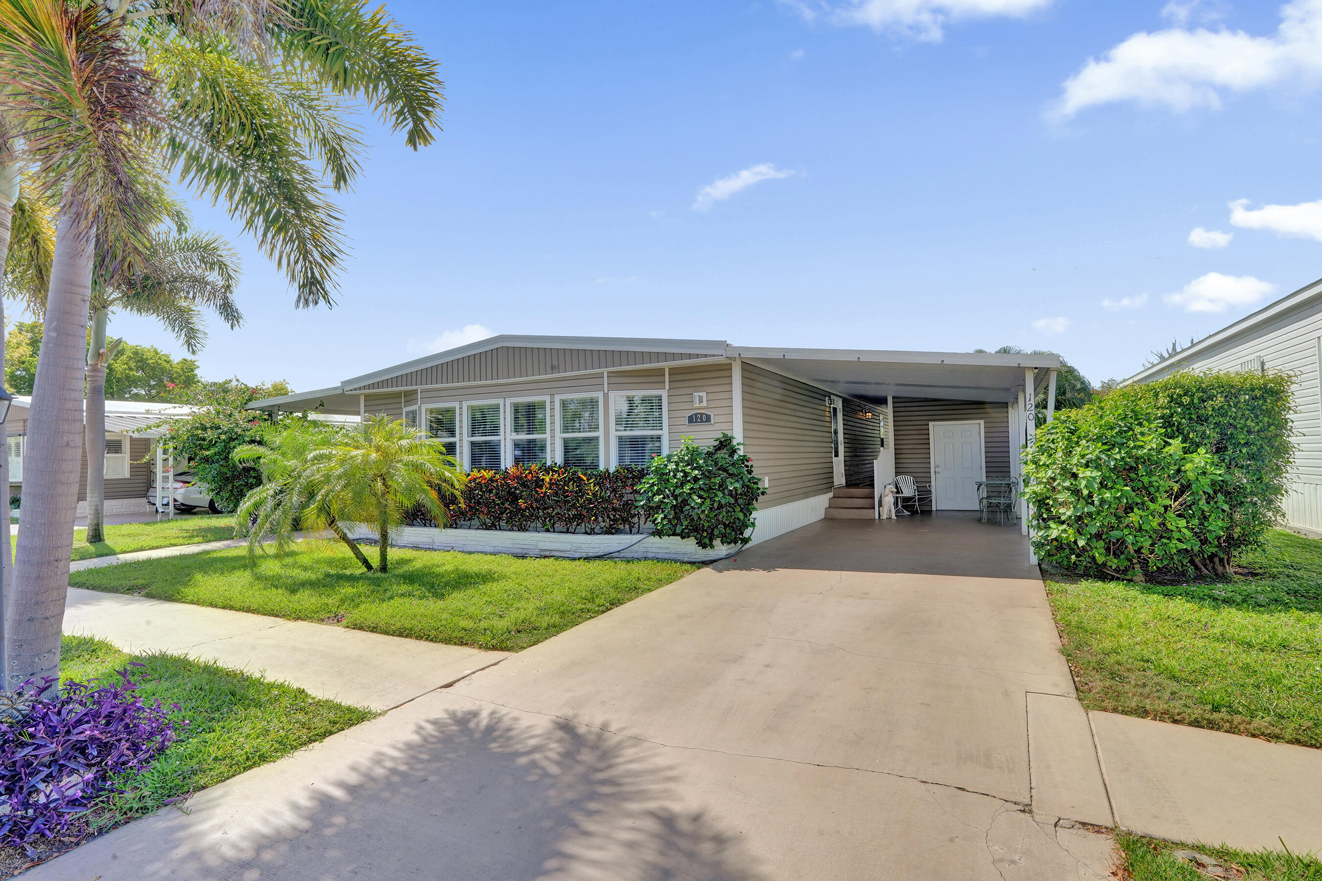 120 NW 53rd Place