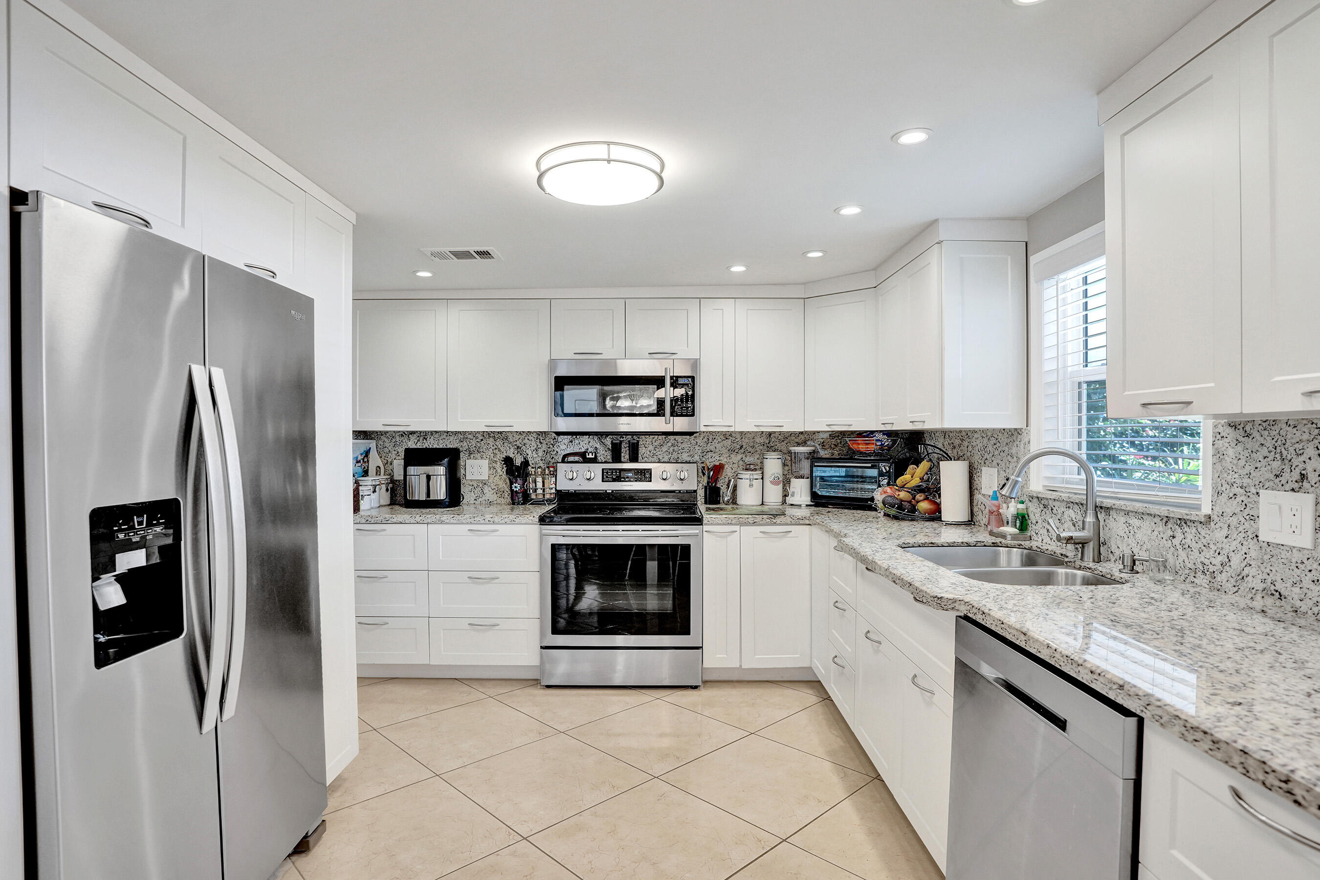 120 NW 53rd Place