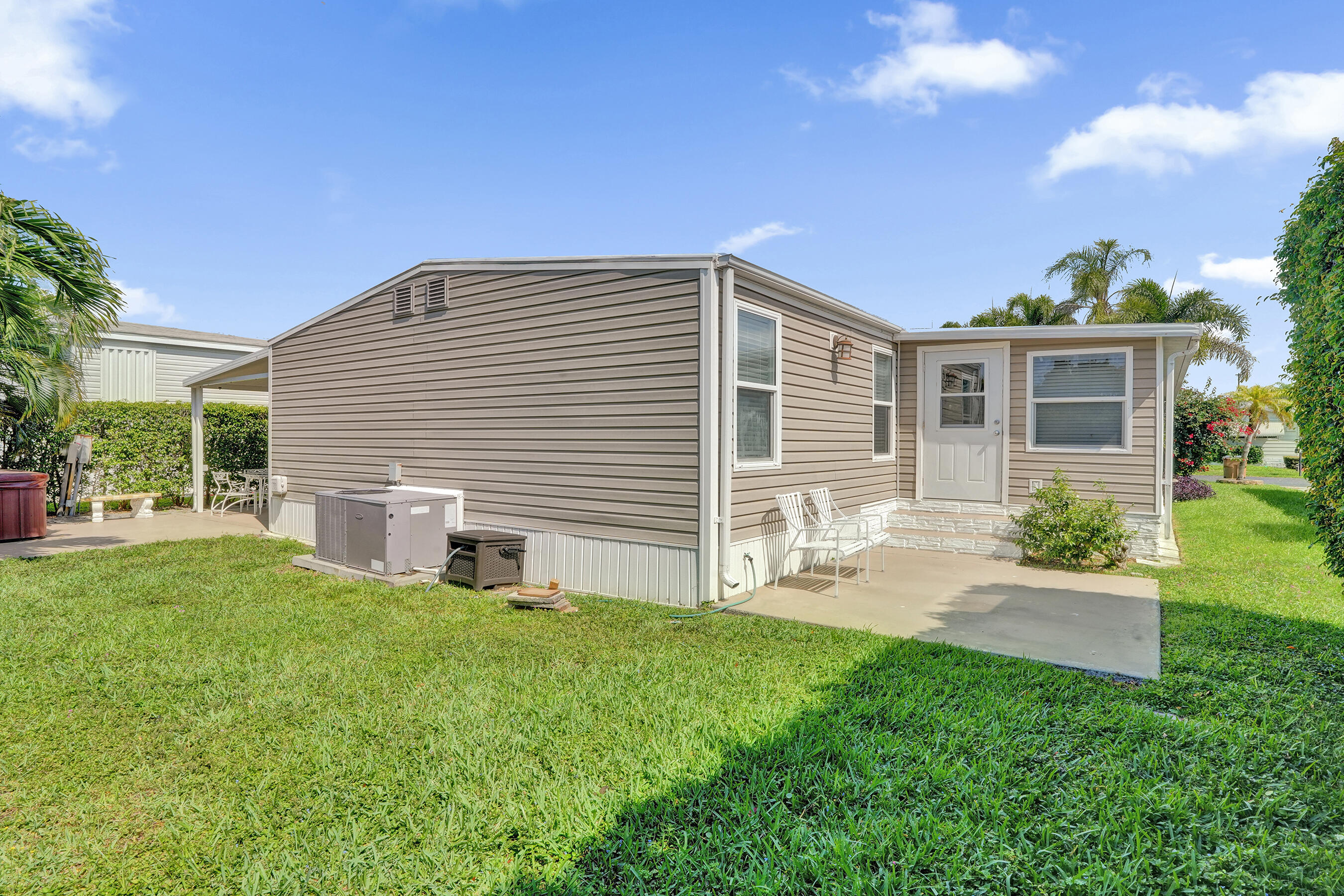 120 NW 53rd Place