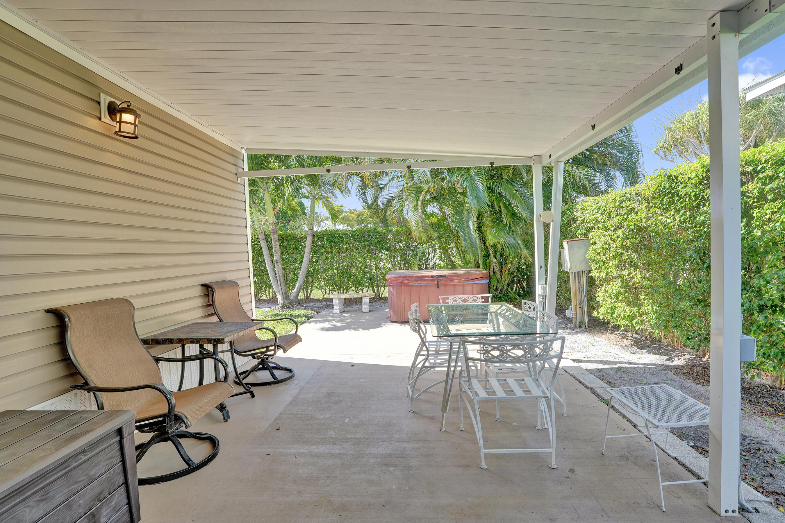 120 NW 53rd Place