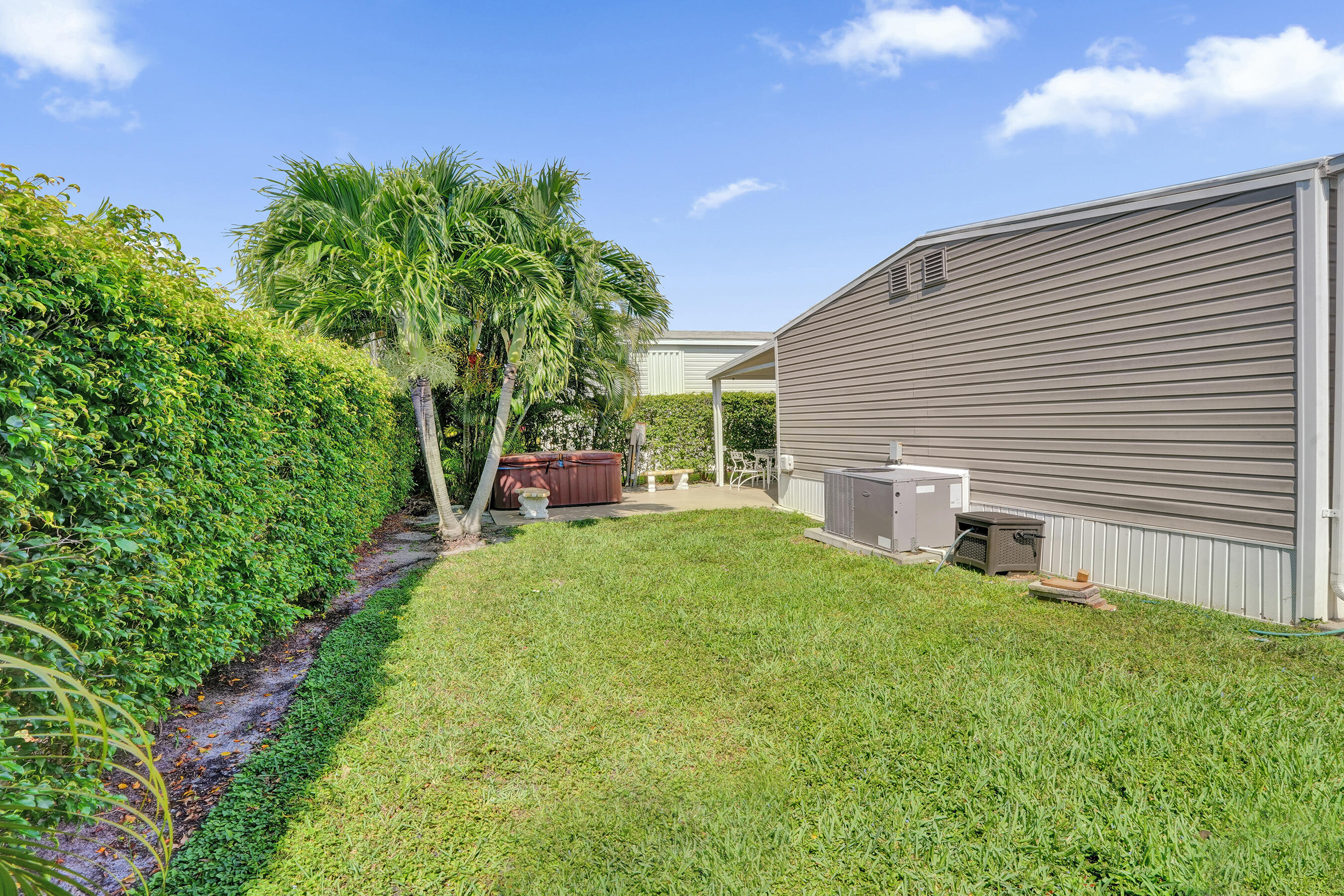 120 NW 53rd Place
