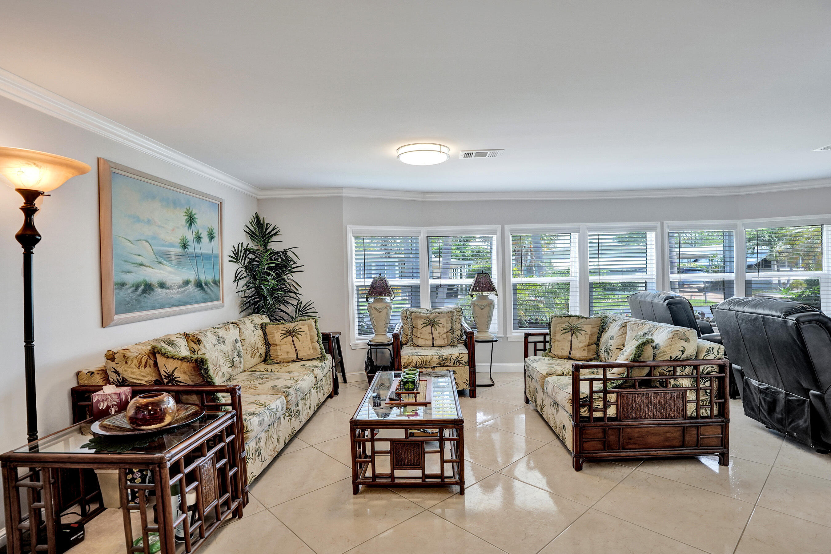 120 NW 53rd Place