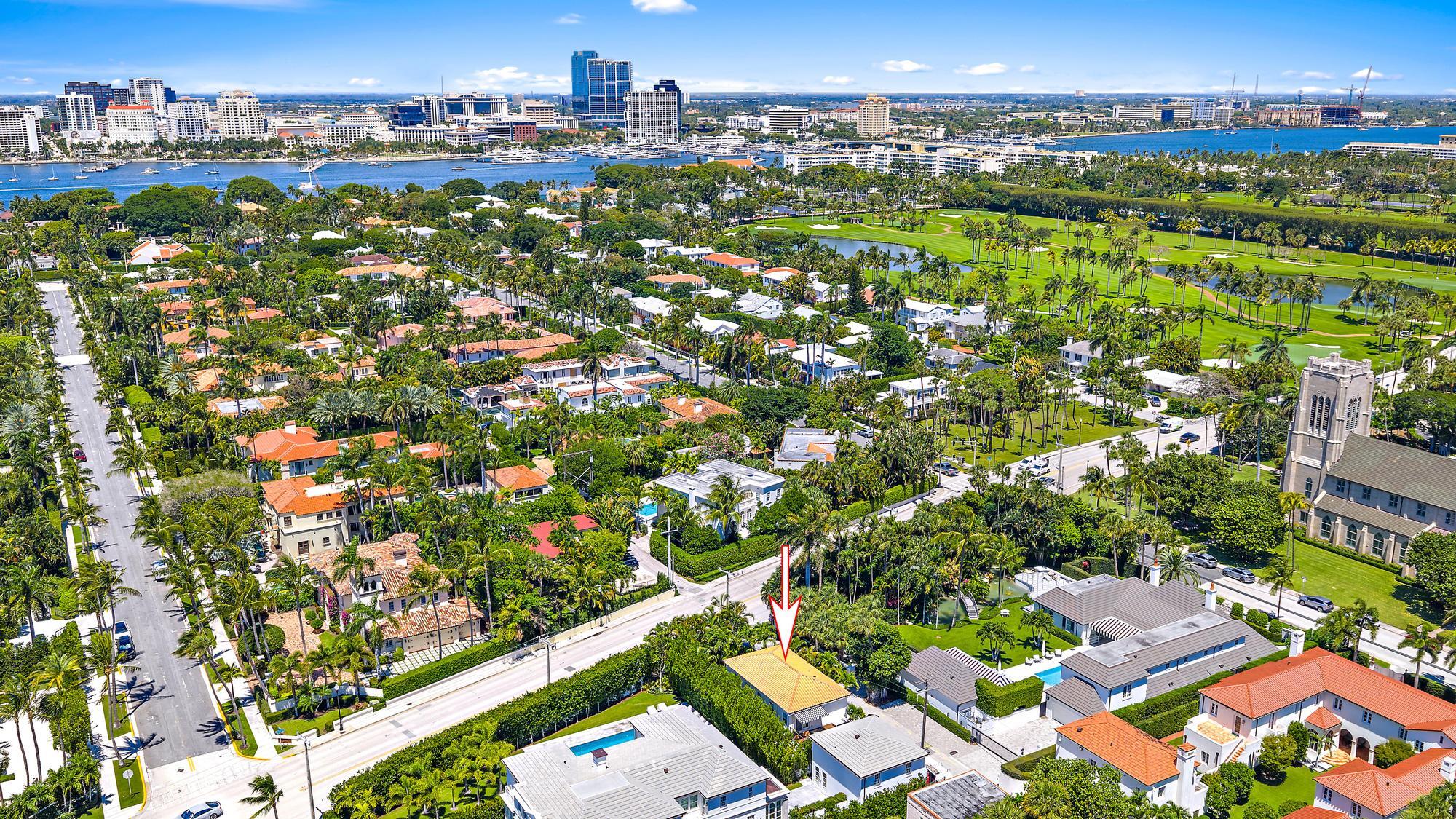 151 S County Road Unit: 1st Fl