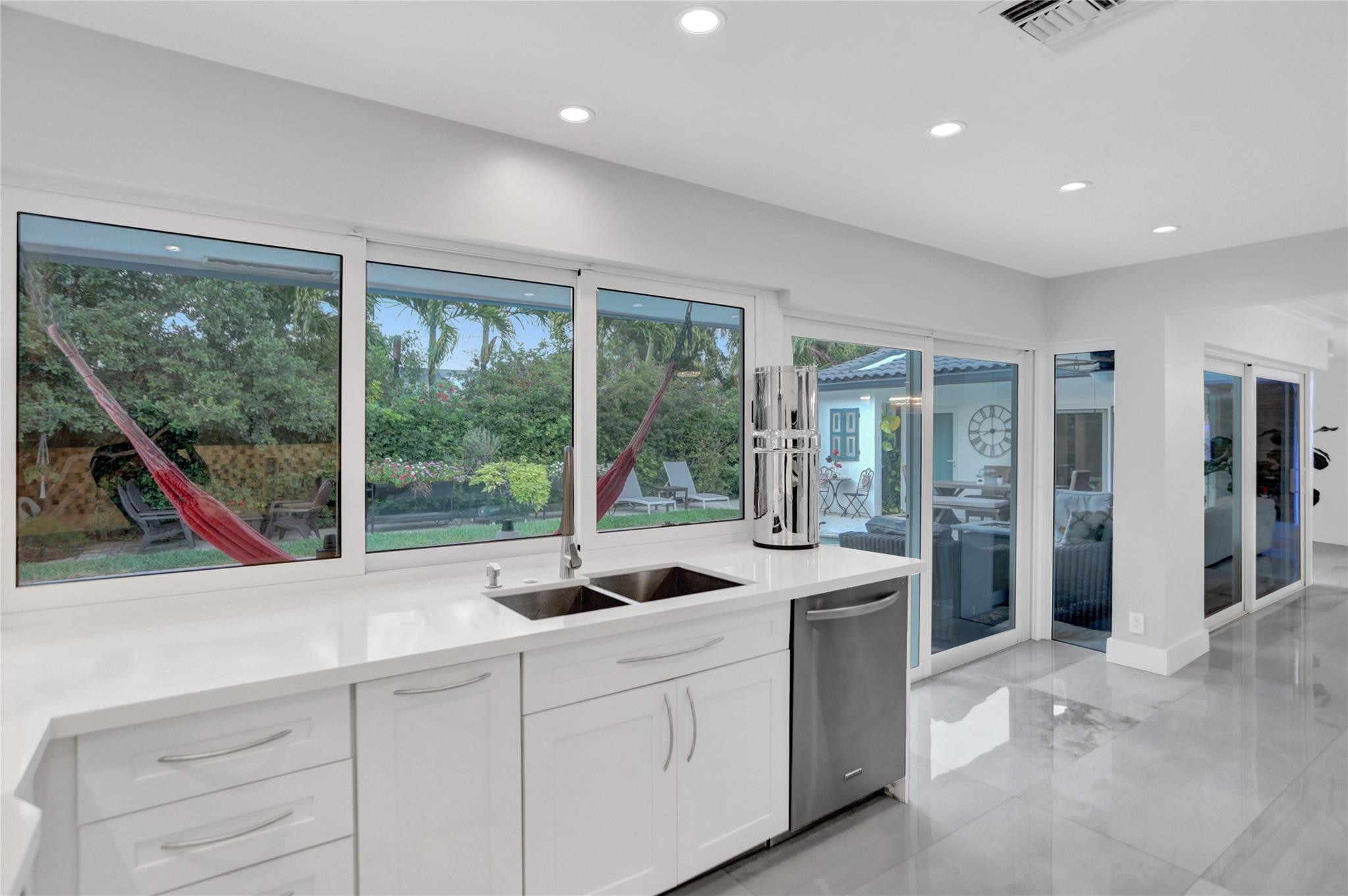 2051 NE 59th Court