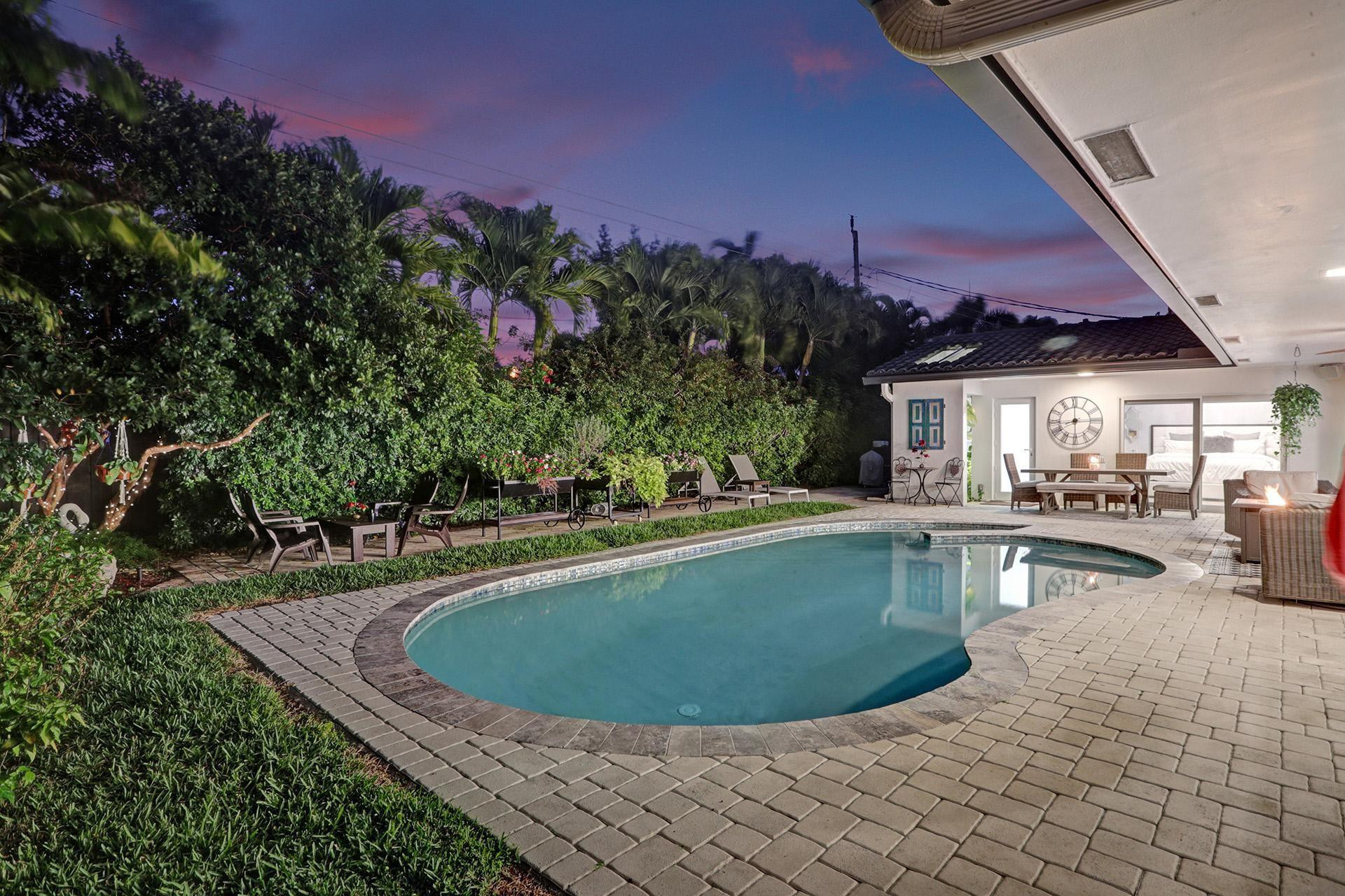 2051 NE 59th Court