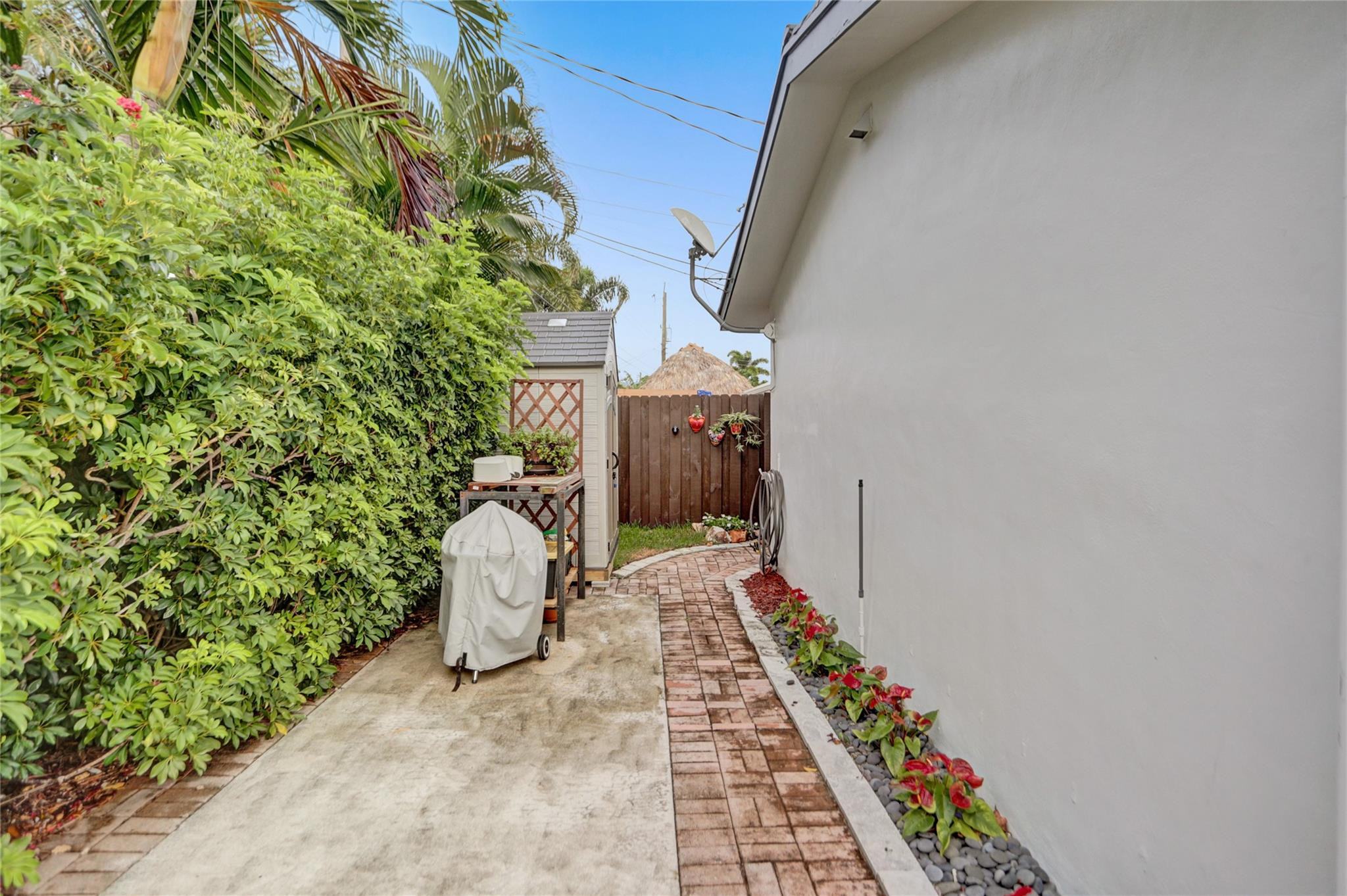 2051 NE 59th Court