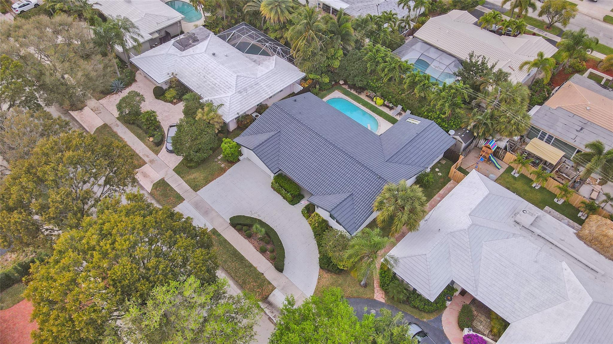 2051 NE 59th Court