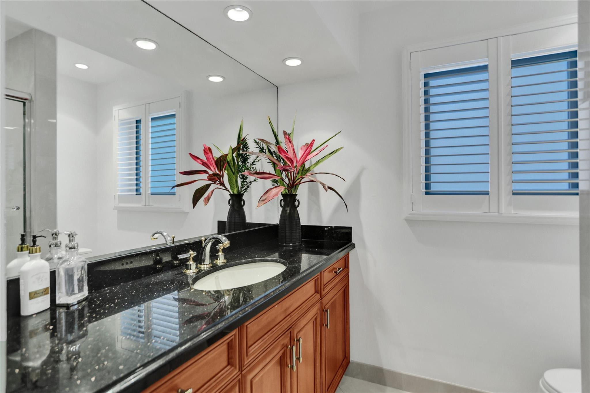 2051 NE 59th Court
