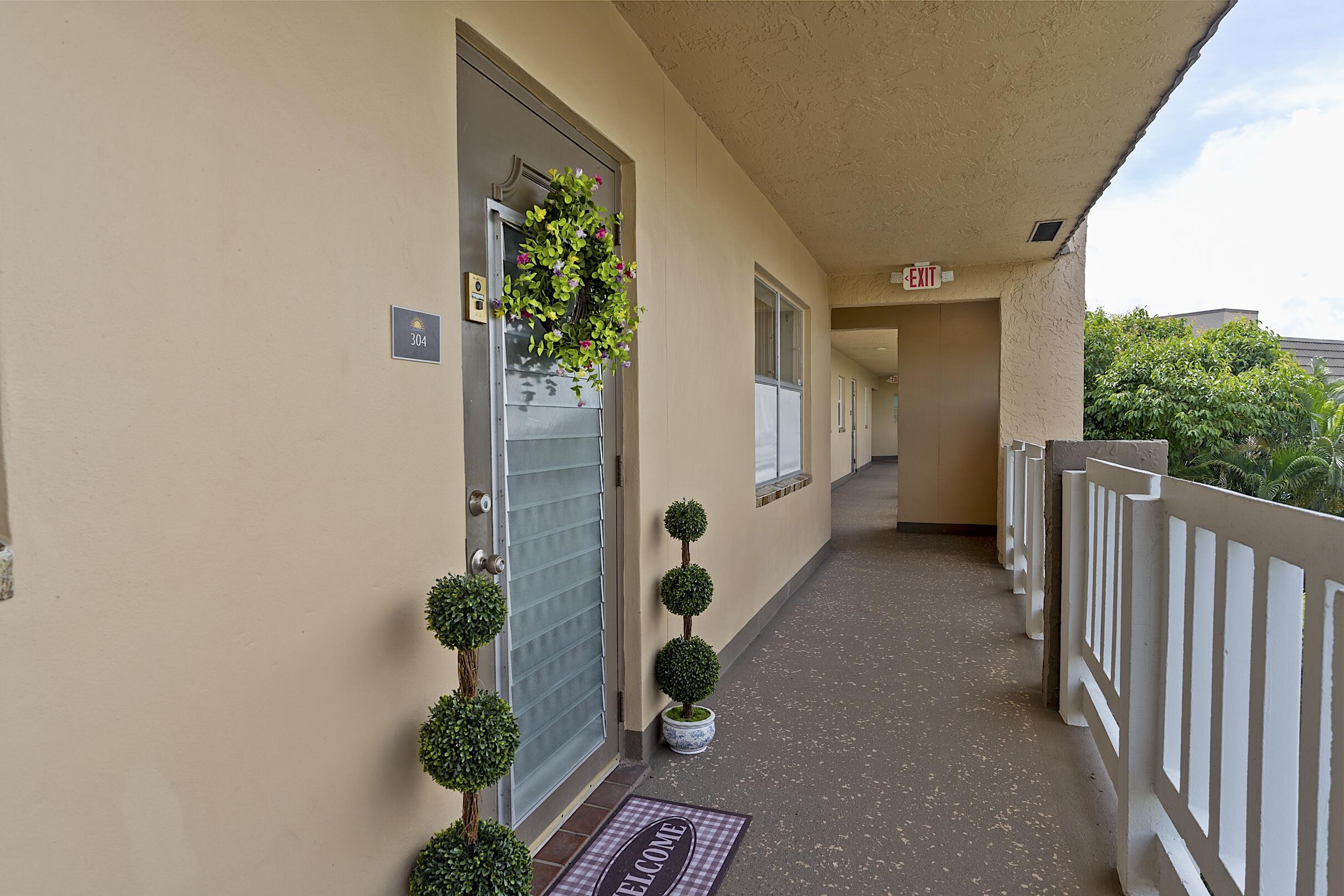 9370 Sunrise Lakes Boulevard Unit: 304