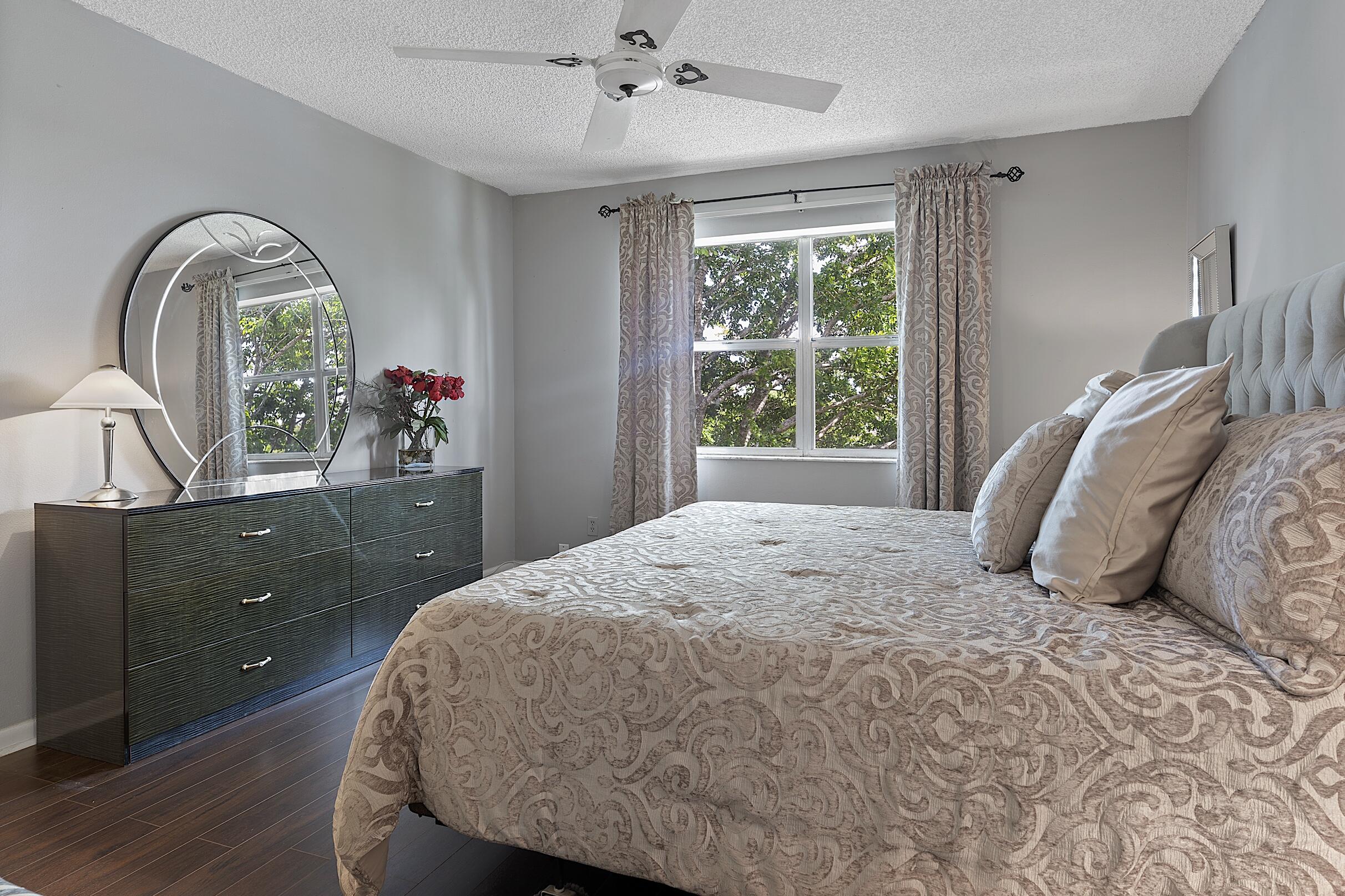 9370 Sunrise Lakes Boulevard Unit: 304