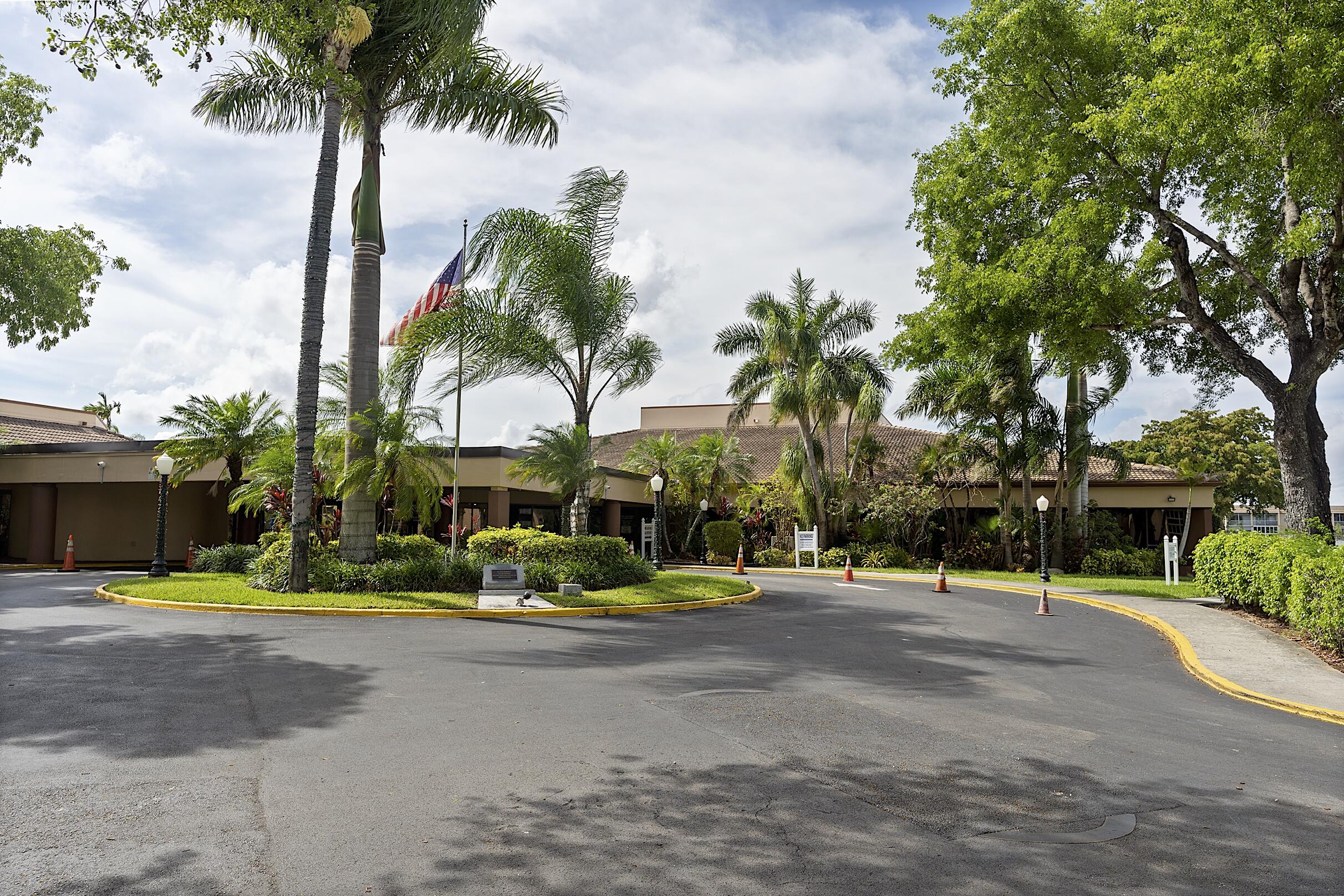 9370 Sunrise Lakes Boulevard Unit: 304