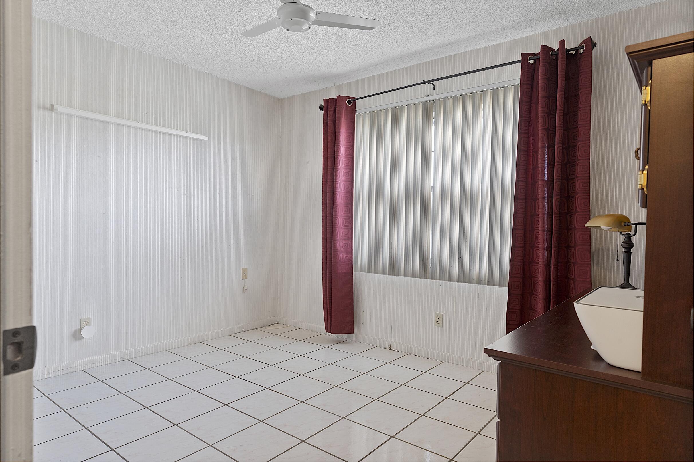 9370 Sunrise Lakes Boulevard Unit: 304