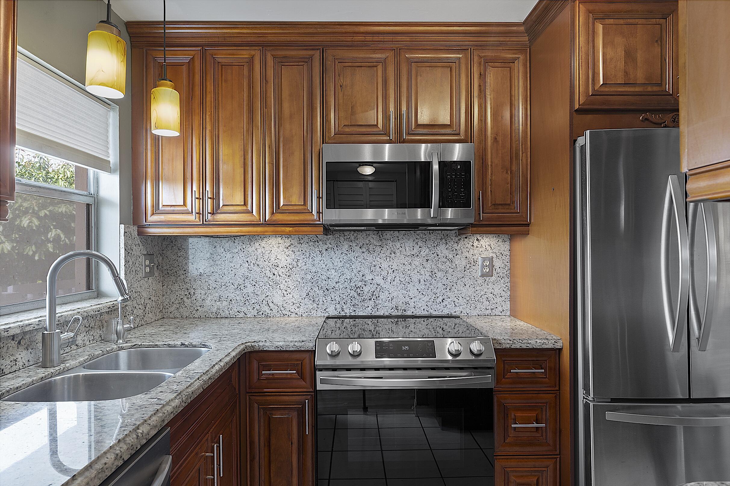 9370 Sunrise Lakes Boulevard Unit: 304