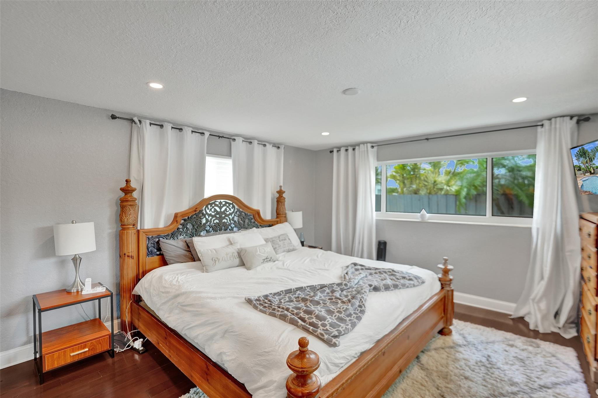 720 NW 29th Court