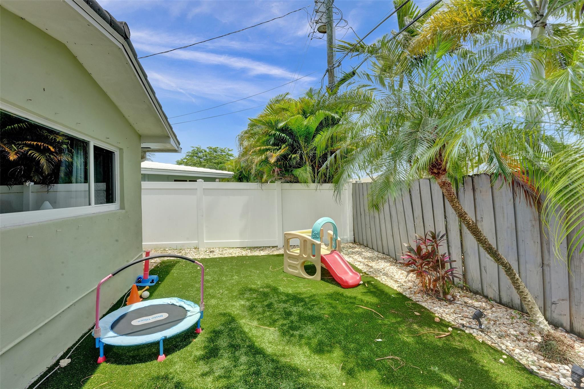 720 NW 29th Court