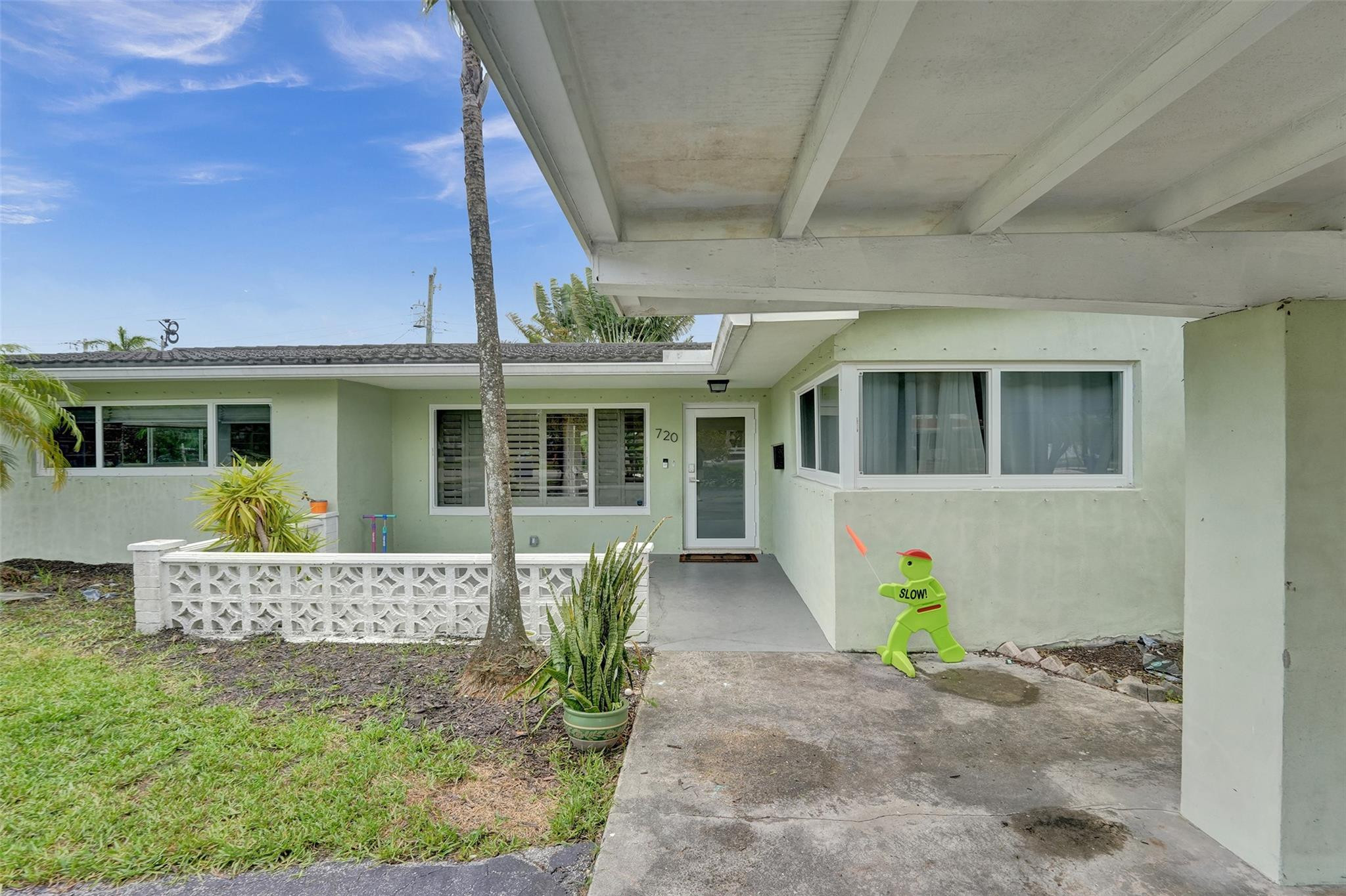 720 NW 29th Court