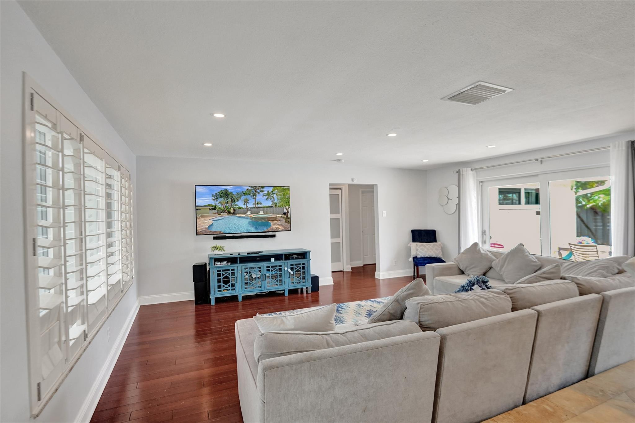 720 NW 29th Court