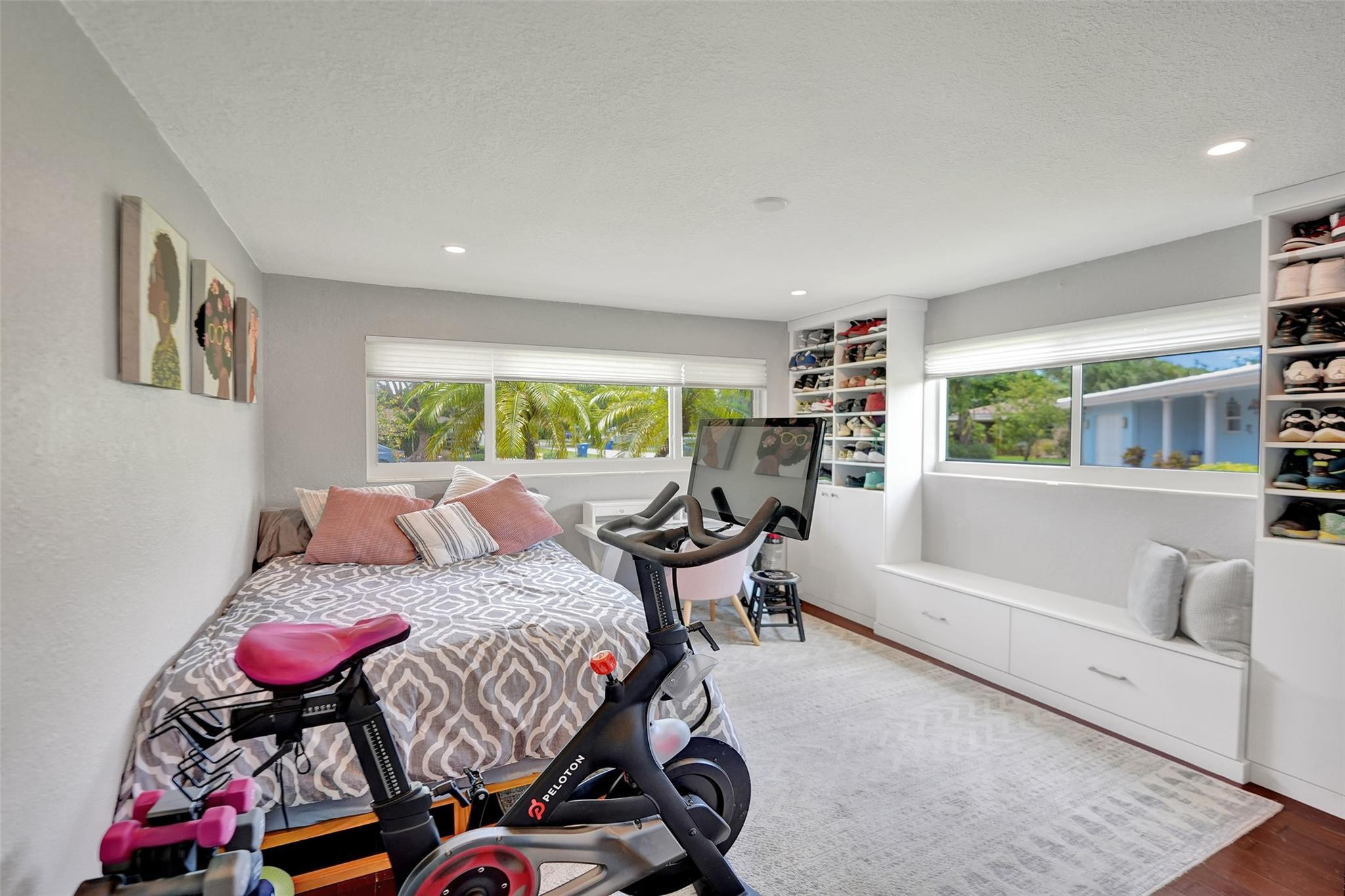 720 NW 29th Court