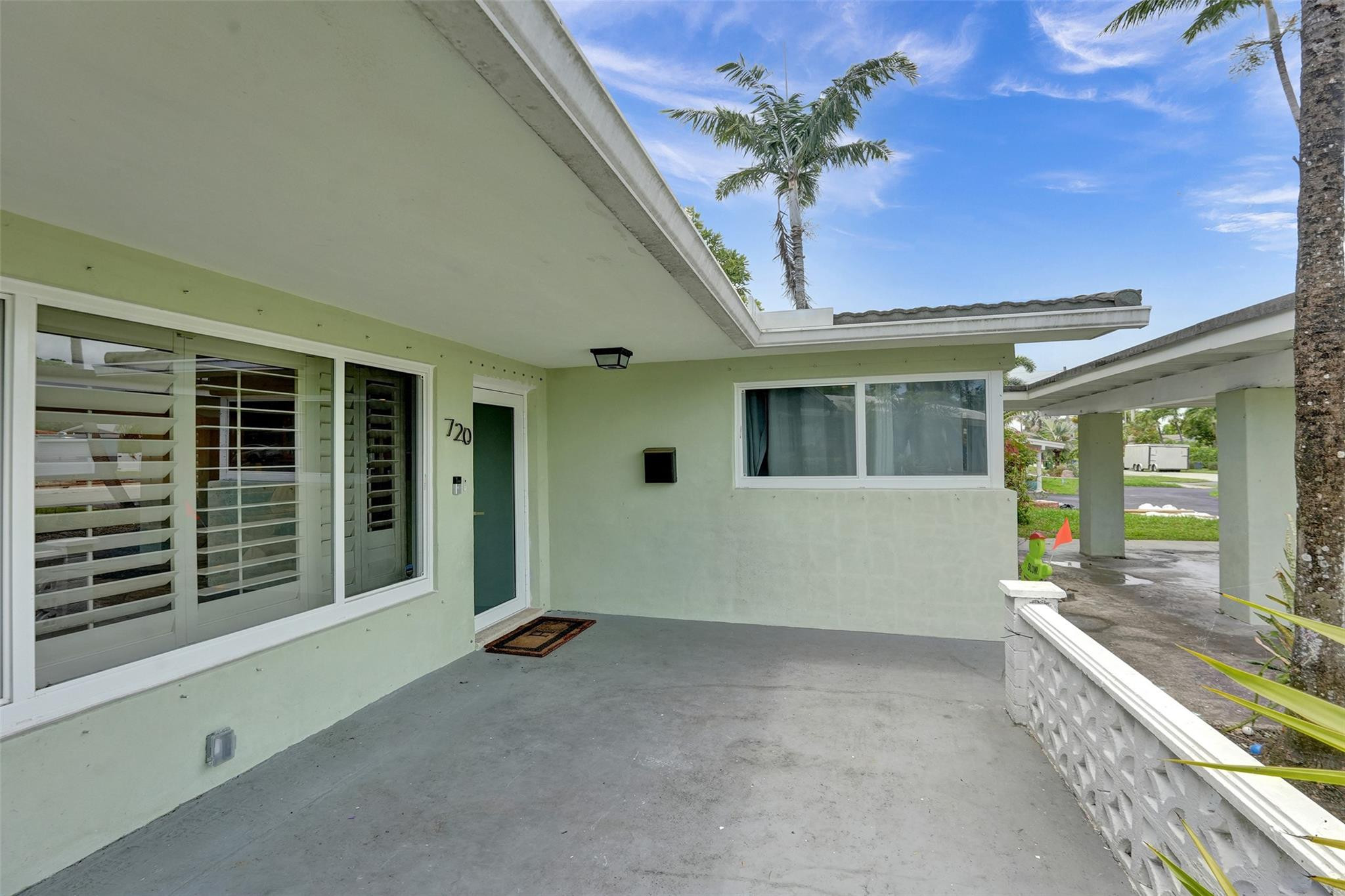 720 NW 29th Court