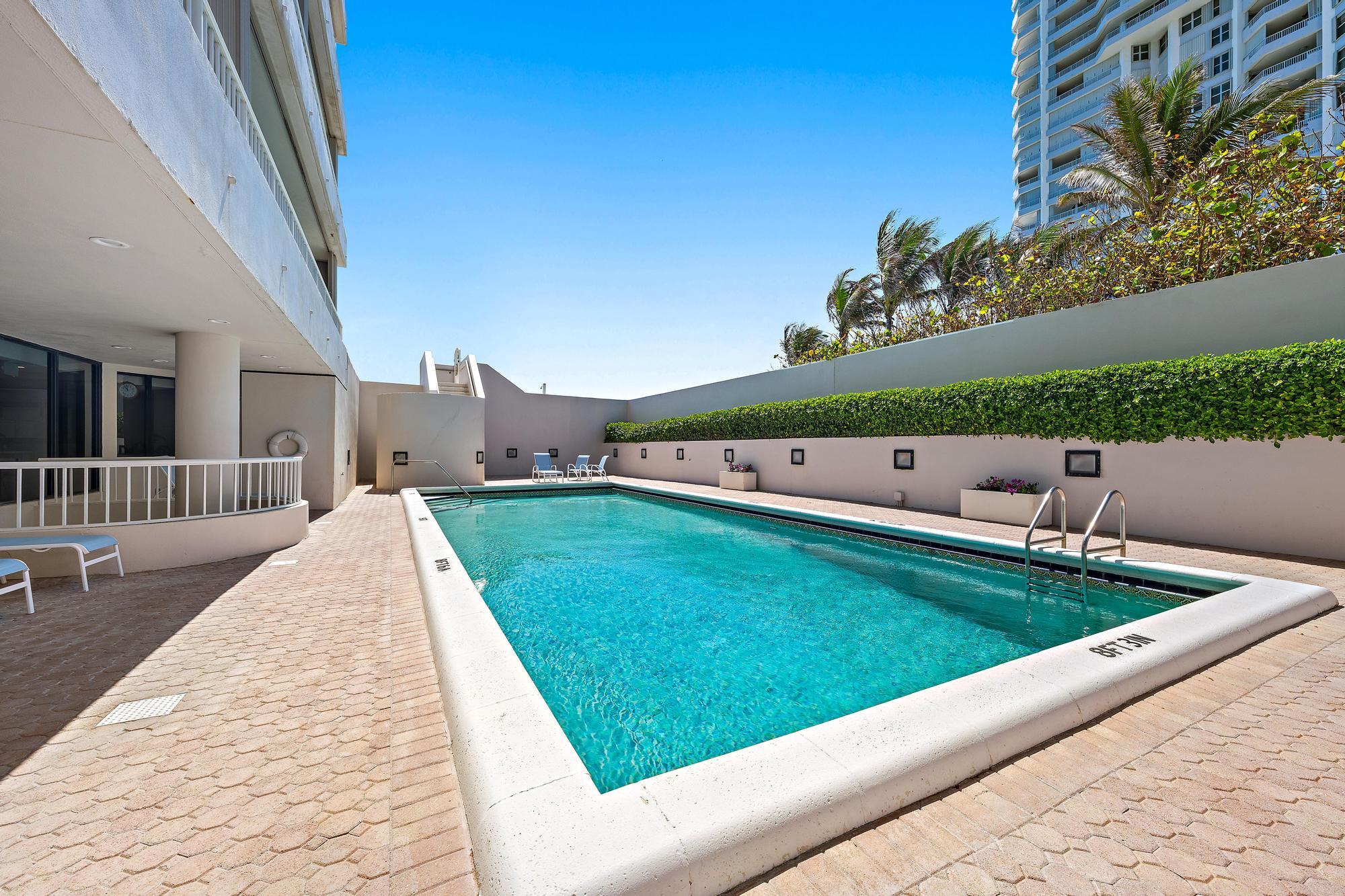 5250 N Ocean Drive 5s