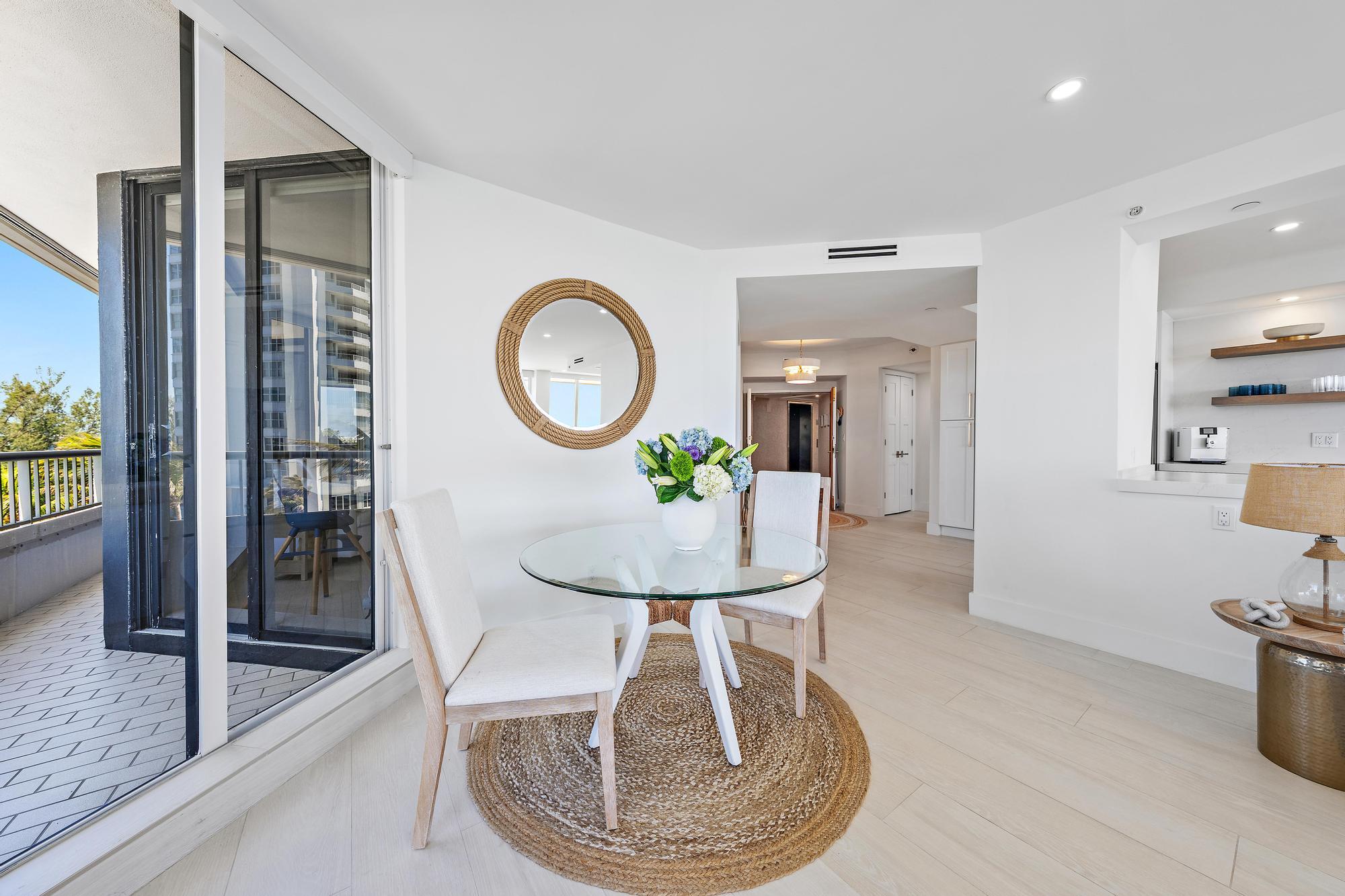 5250 N Ocean Drive 5s