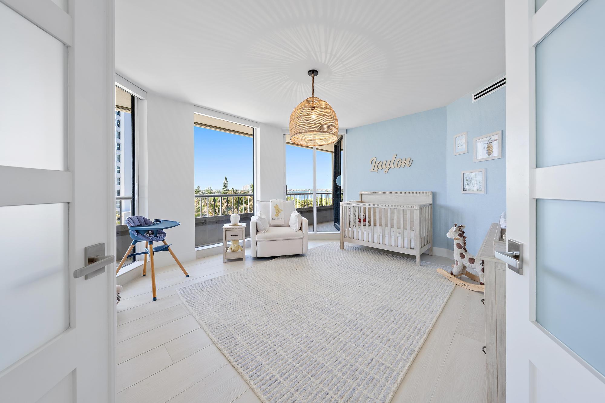 5250 N Ocean Drive 5s
