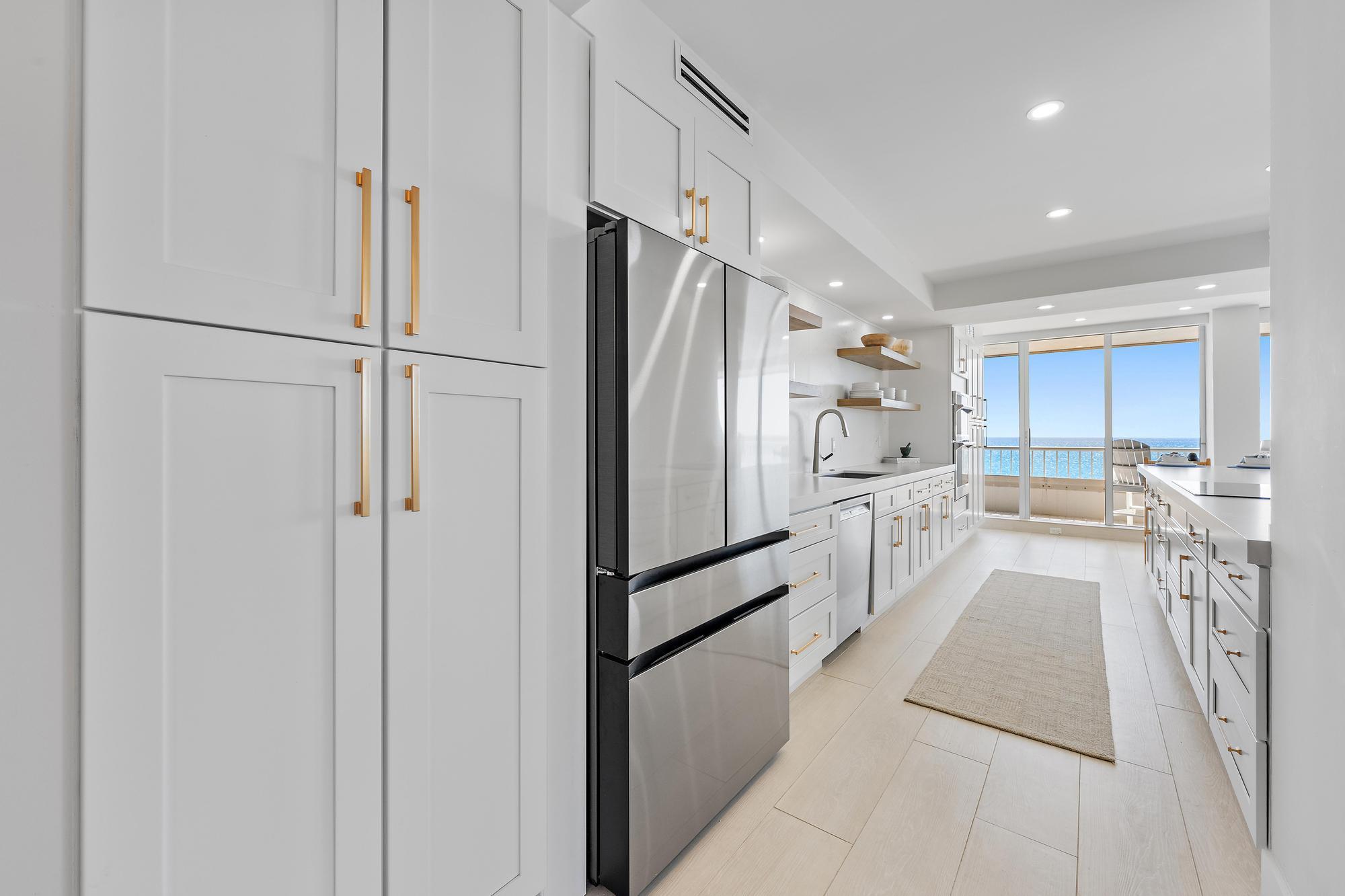 5250 N Ocean Drive 5s