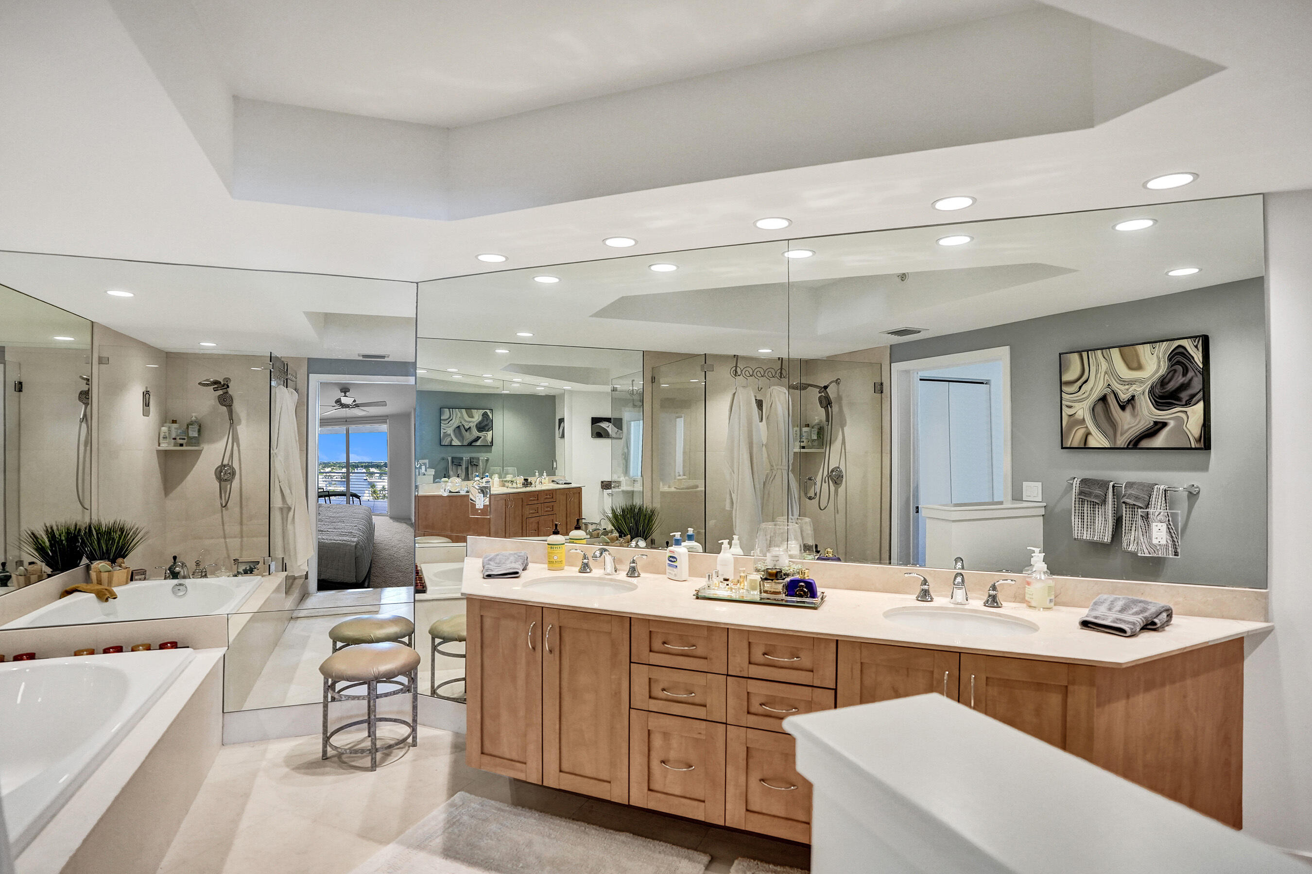 2831 N Ocean Boulevard 1108 N