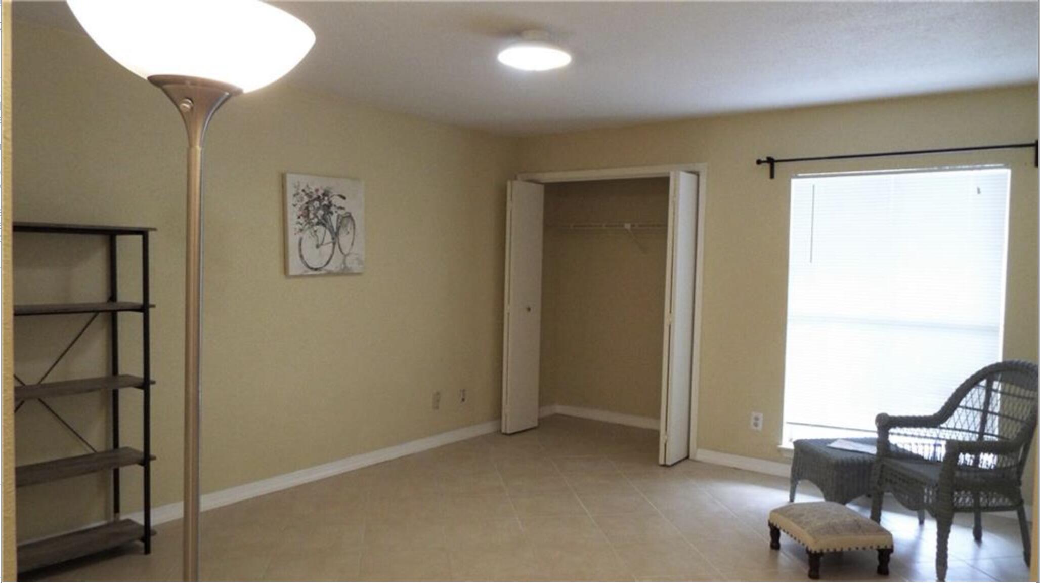 833 RIVERSIDE Drive 824