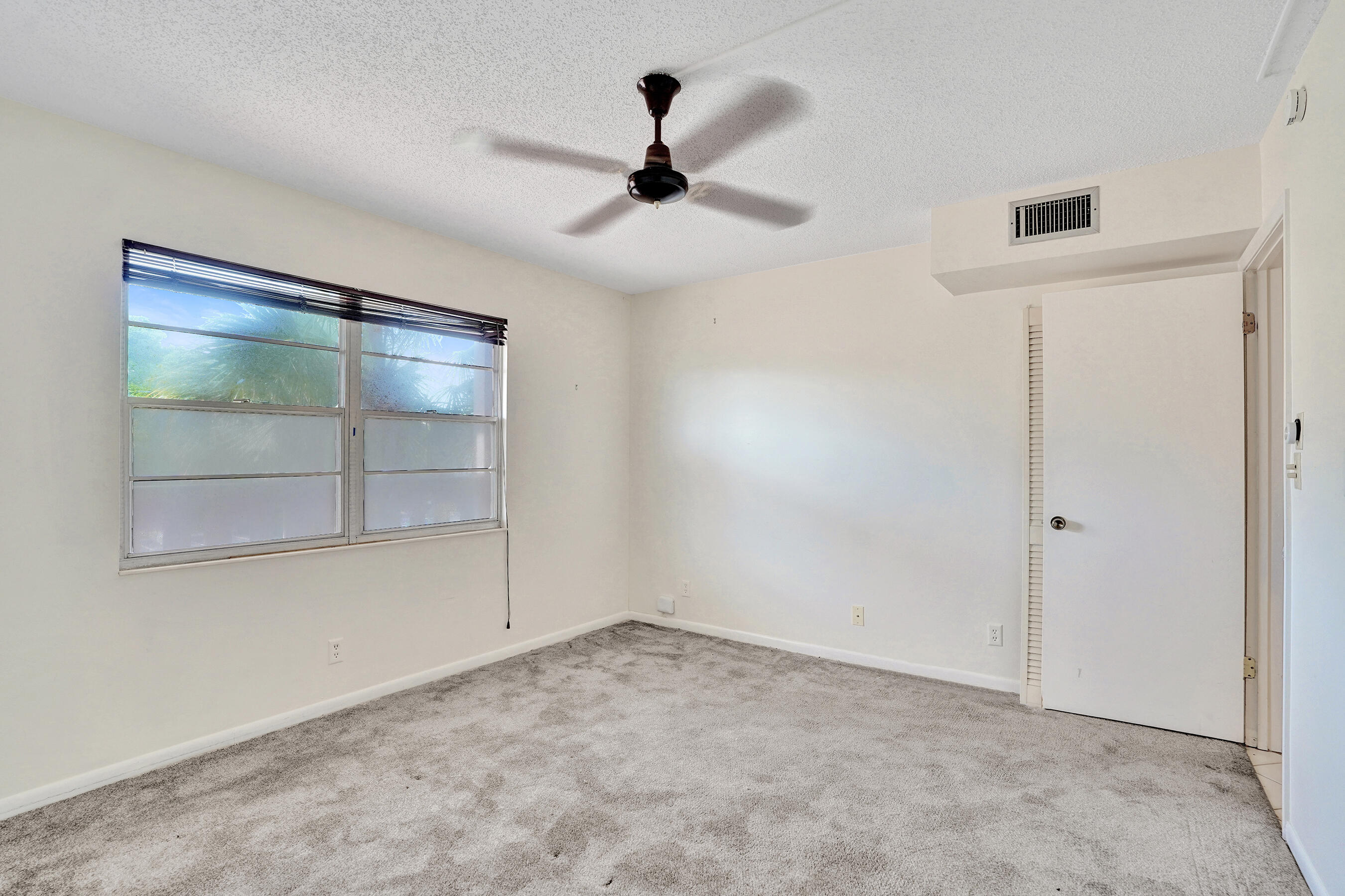 2003 GRANADA Drive K3