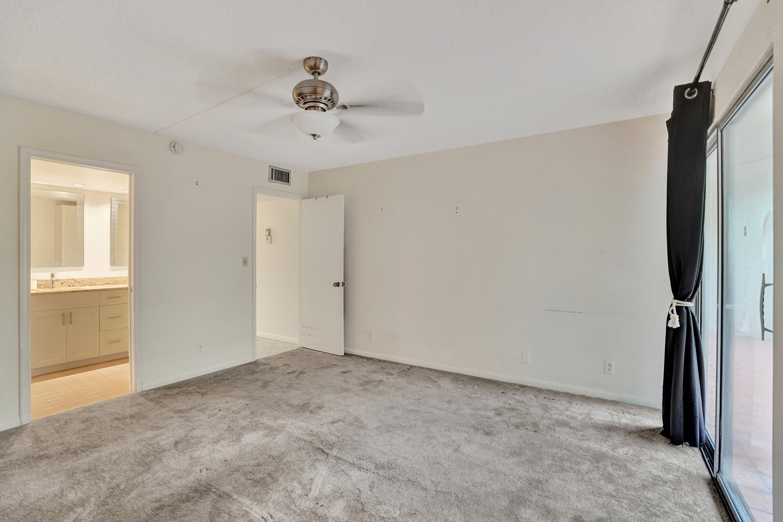2003 GRANADA Drive K3