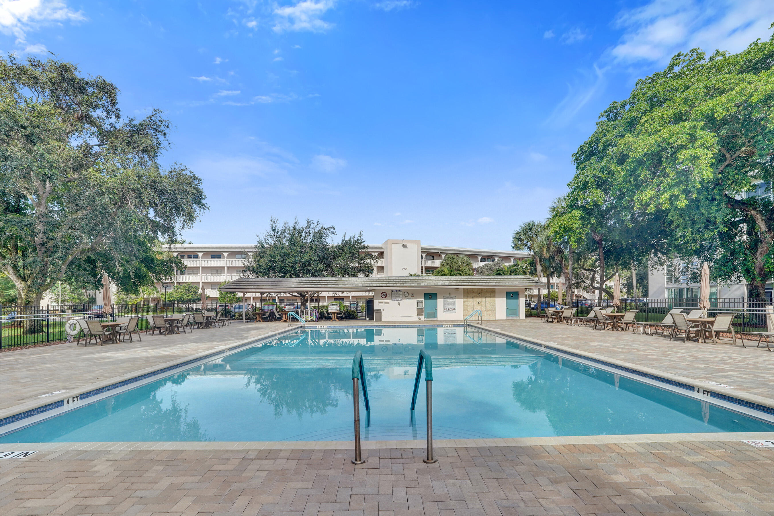 2003 GRANADA Drive K3