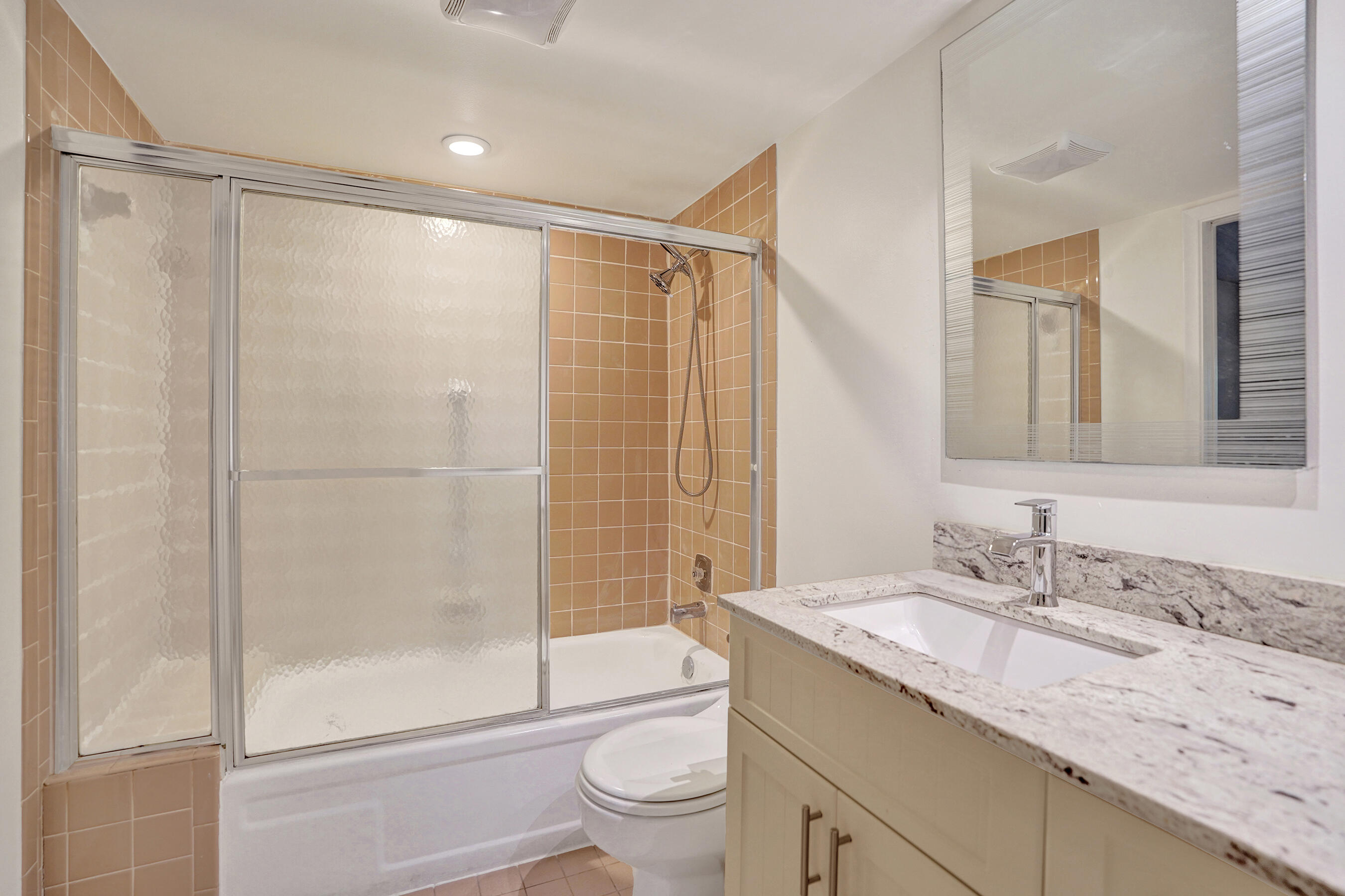 2003 GRANADA Drive K3