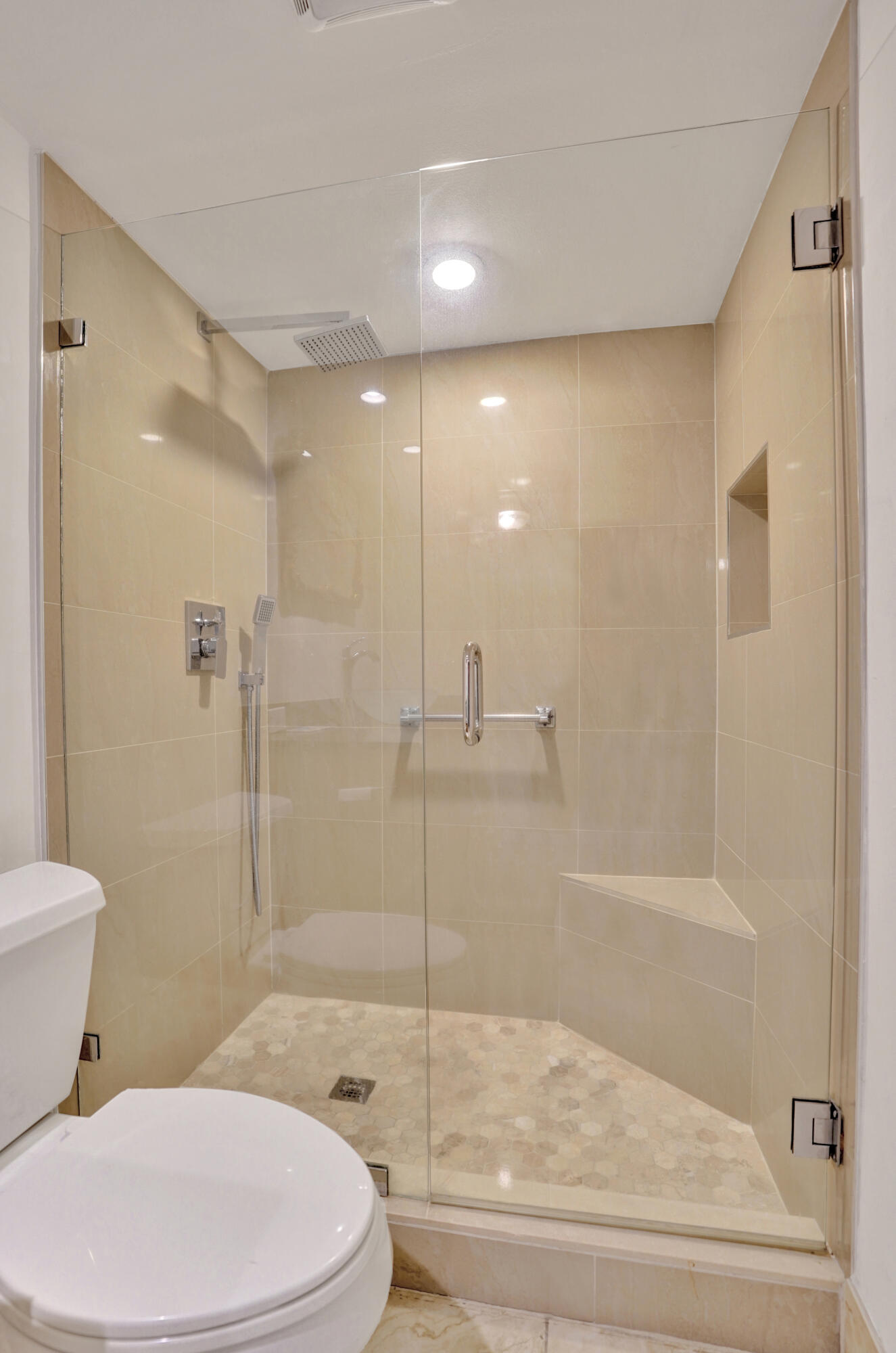 2003 GRANADA Drive K3