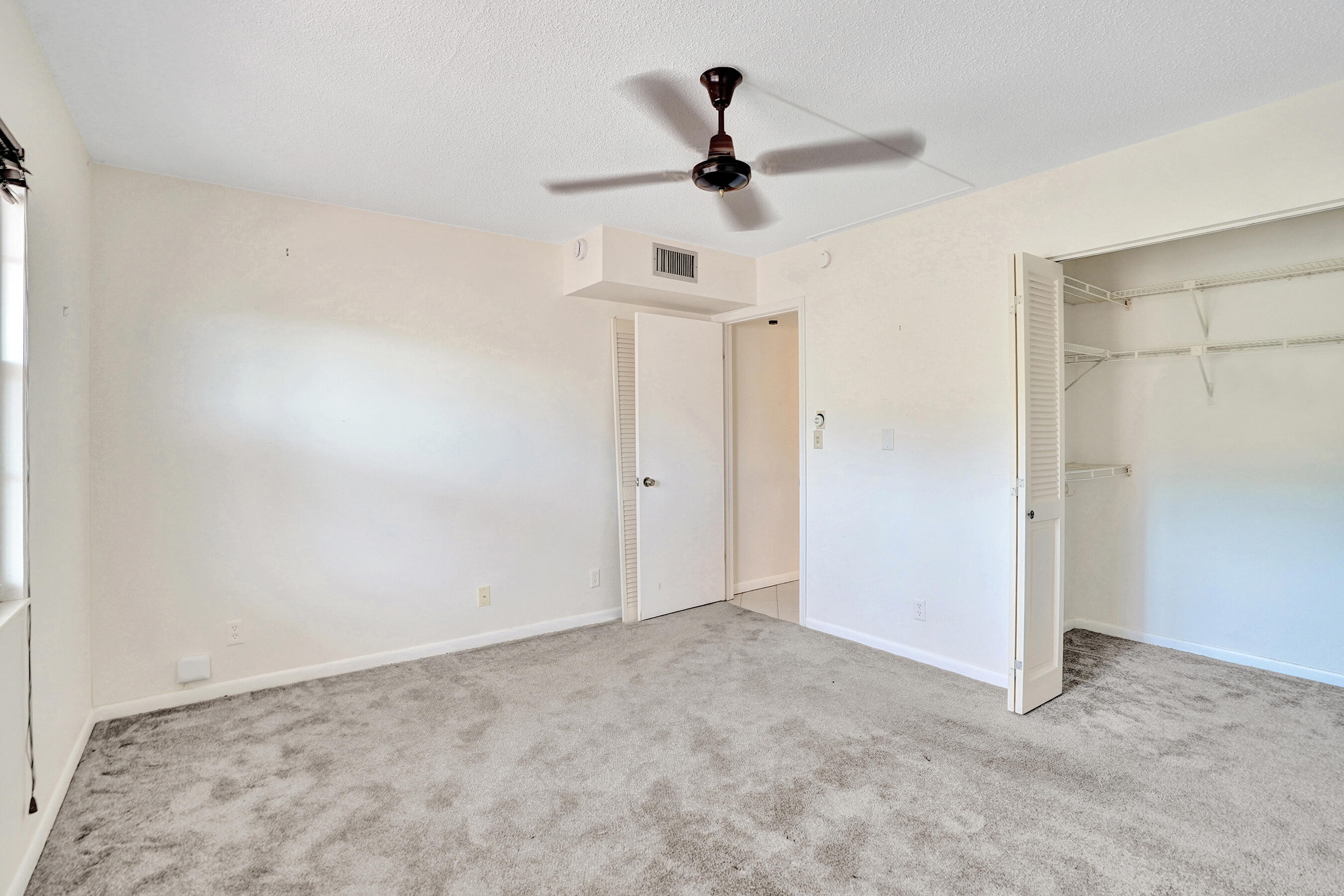2003 GRANADA Drive K3