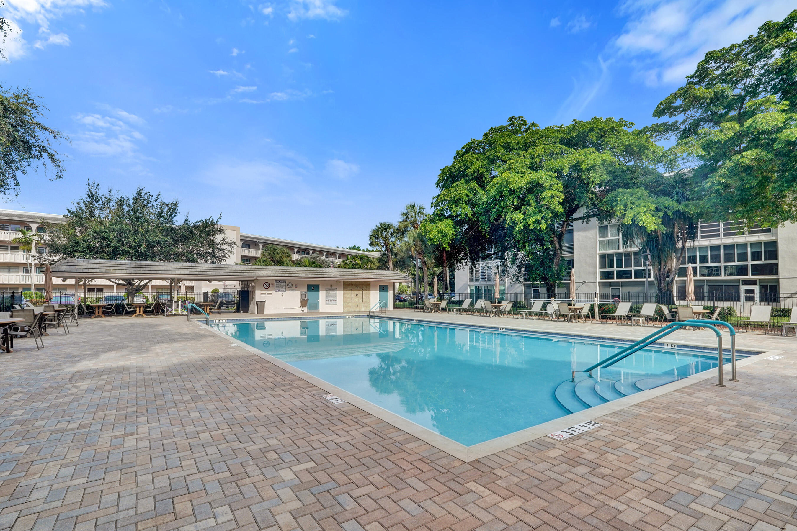 2003 GRANADA Drive K3