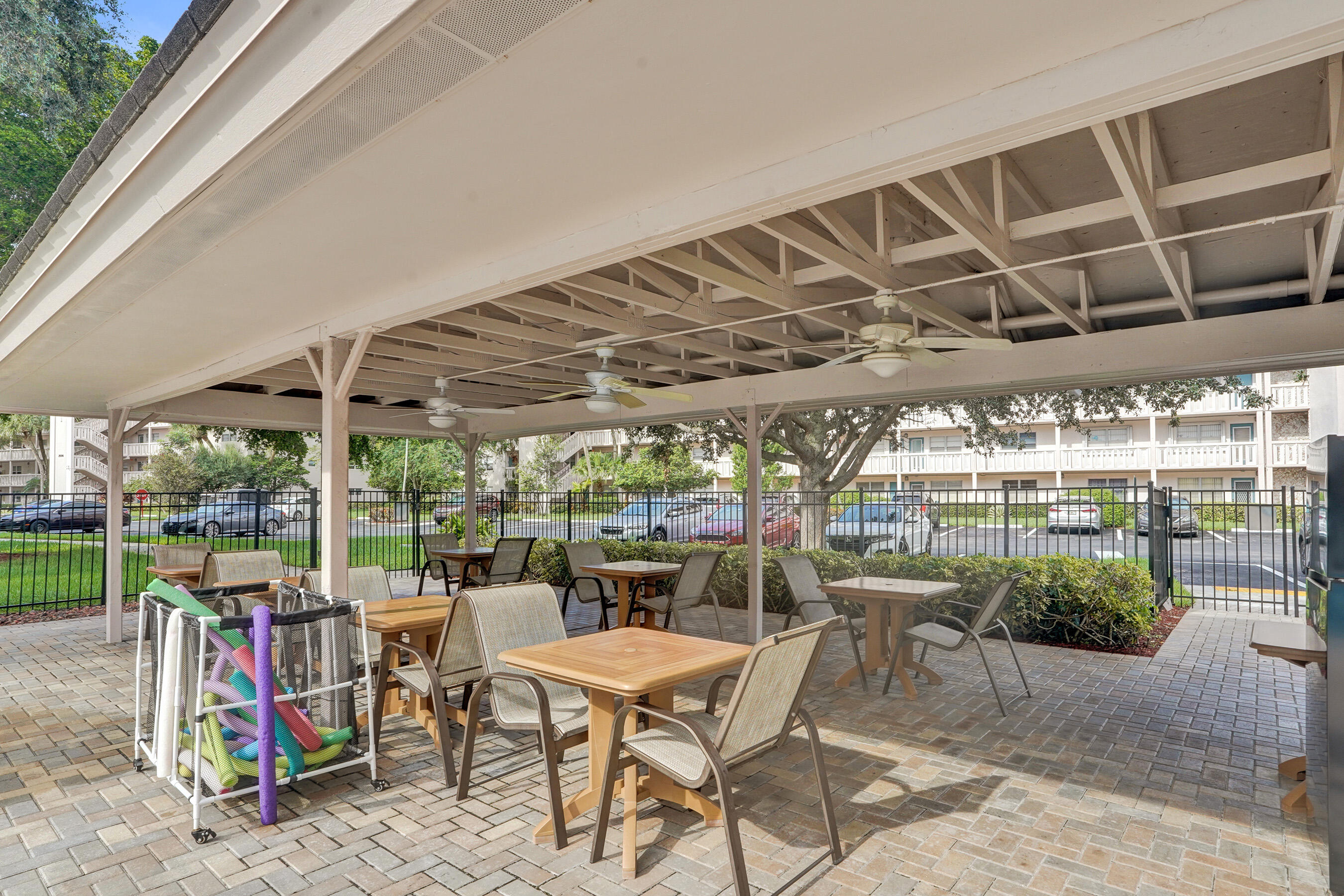 2003 GRANADA Drive K3