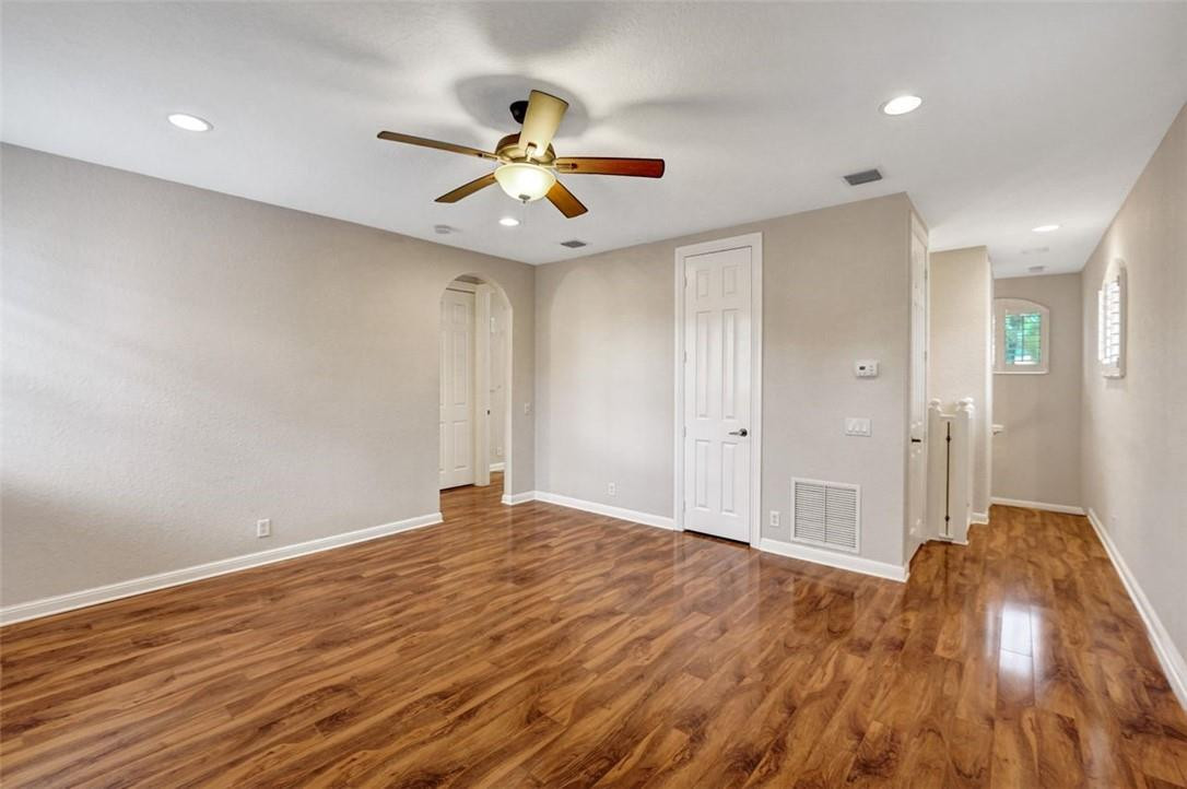 1507 VICTORIA ISLE WY