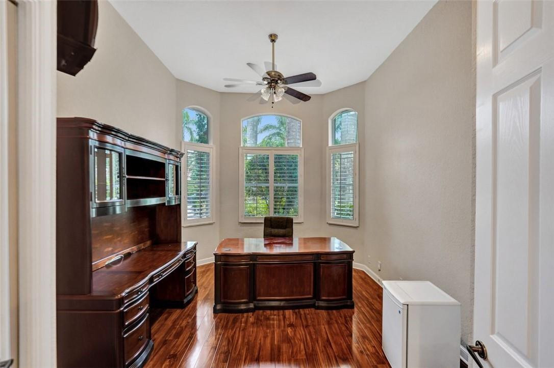 1507 VICTORIA ISLE WY