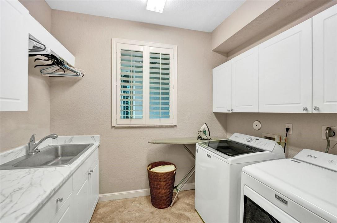 1507 VICTORIA ISLE WY