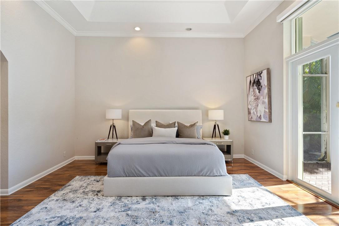 1507 VICTORIA ISLE WY