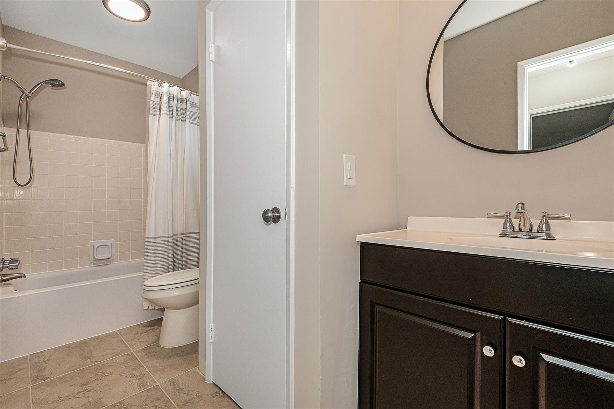 2160-2170 NE 44TH ST