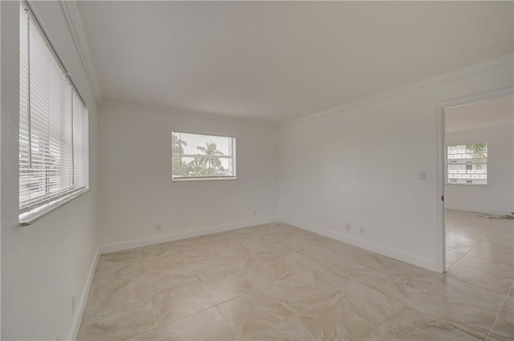 3105 NE 28th St Unit: 3A