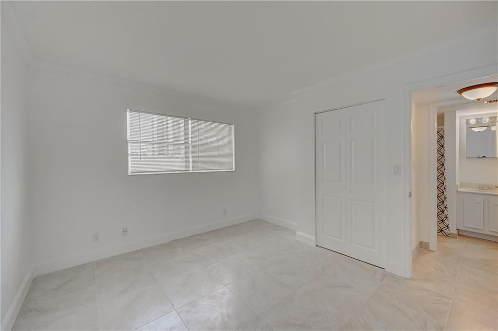 3105 NE 28th St Unit: 3A